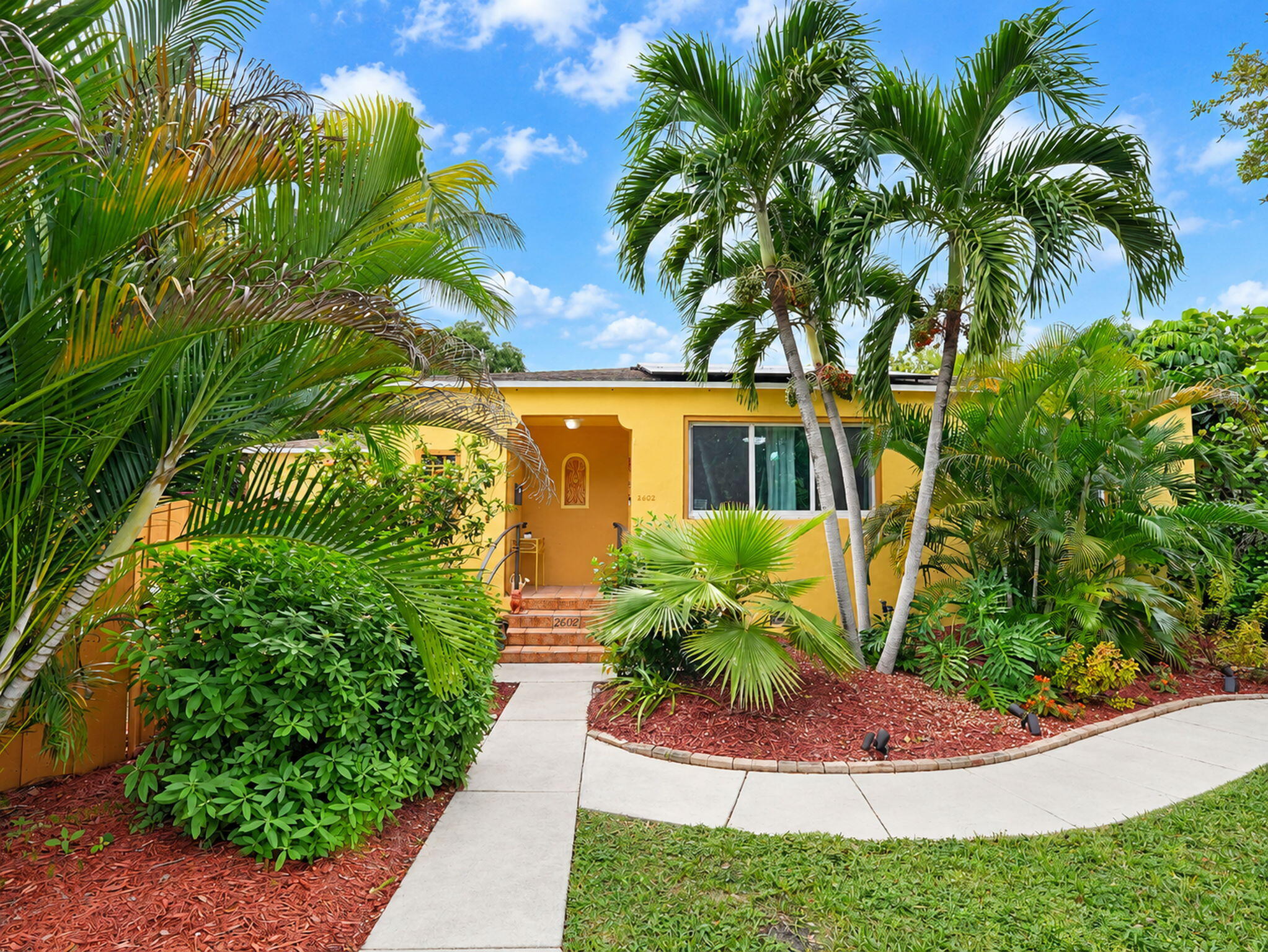 11-web-or-mls-047_Property_047_Edited