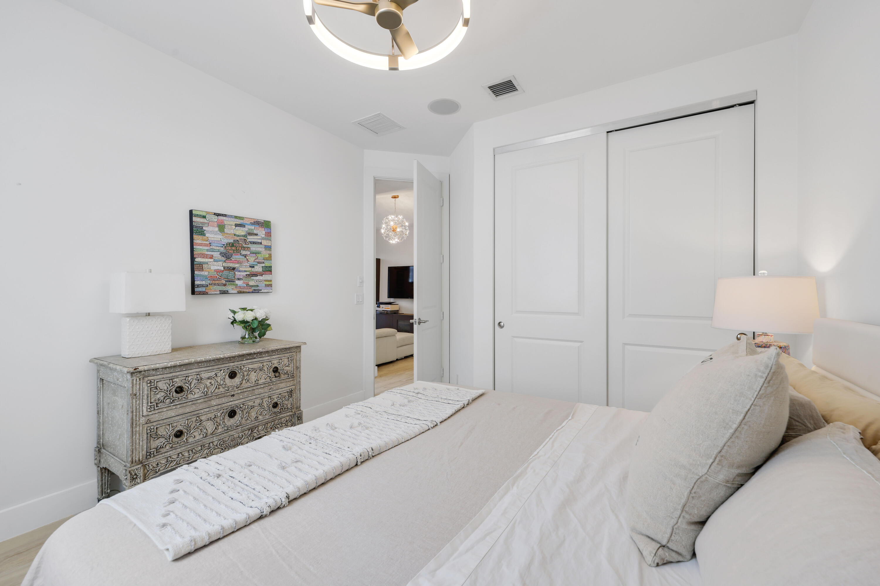914 Saint George Boulevard - 33.jpg-FULL