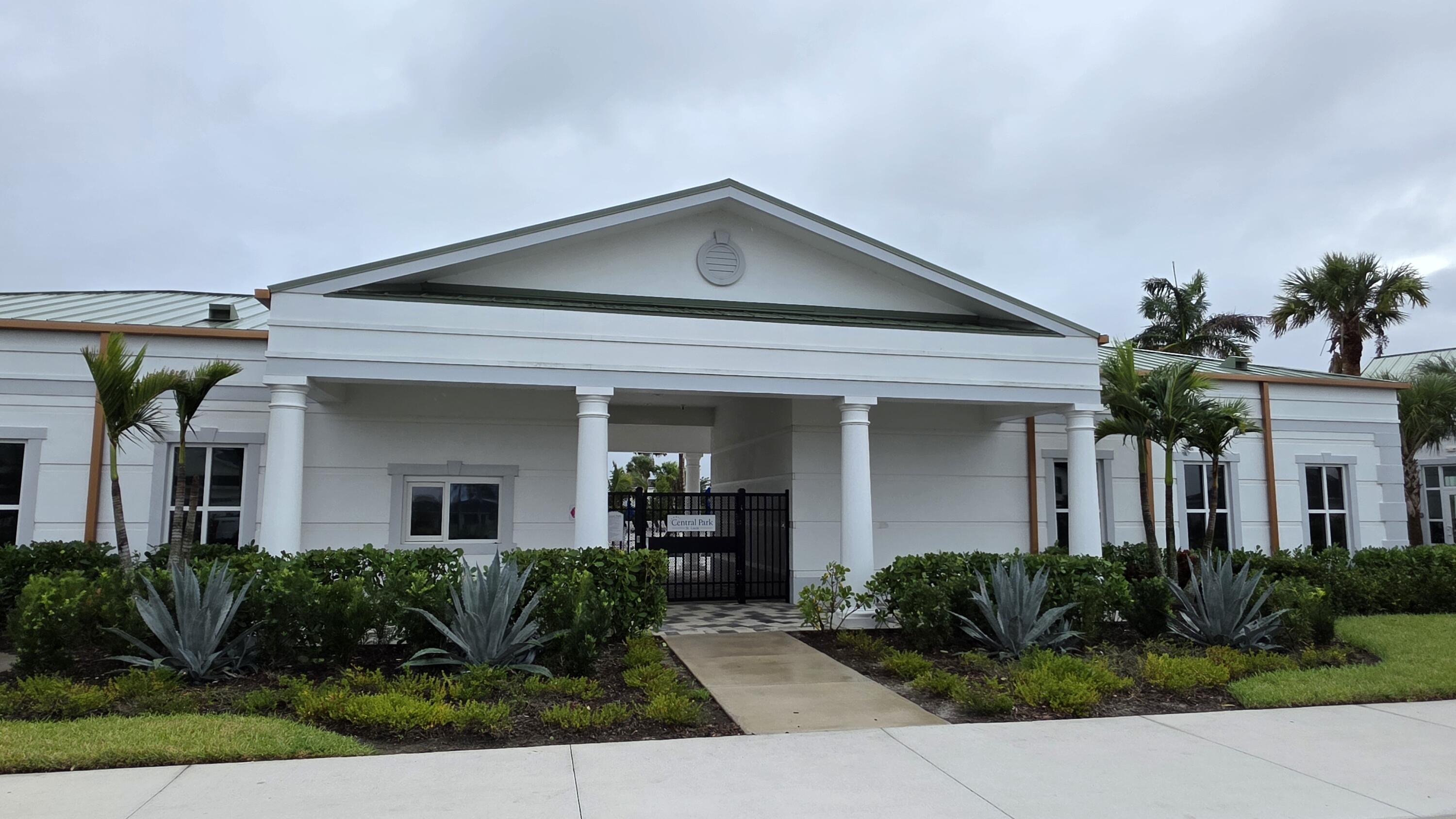 9398 SW Serapis Way (32)