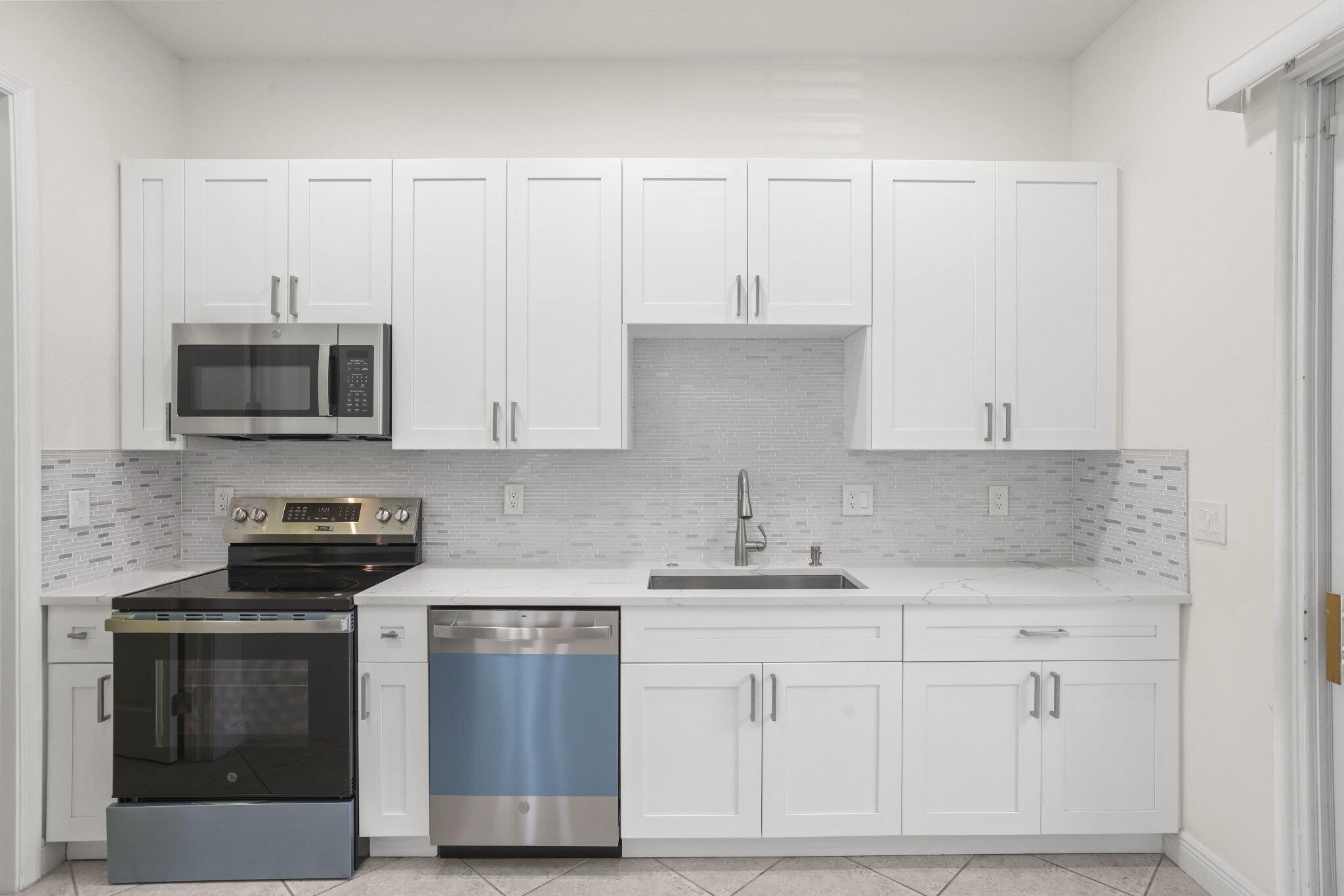 132 Mangrove Bay Way - 15.jpg-SMALL