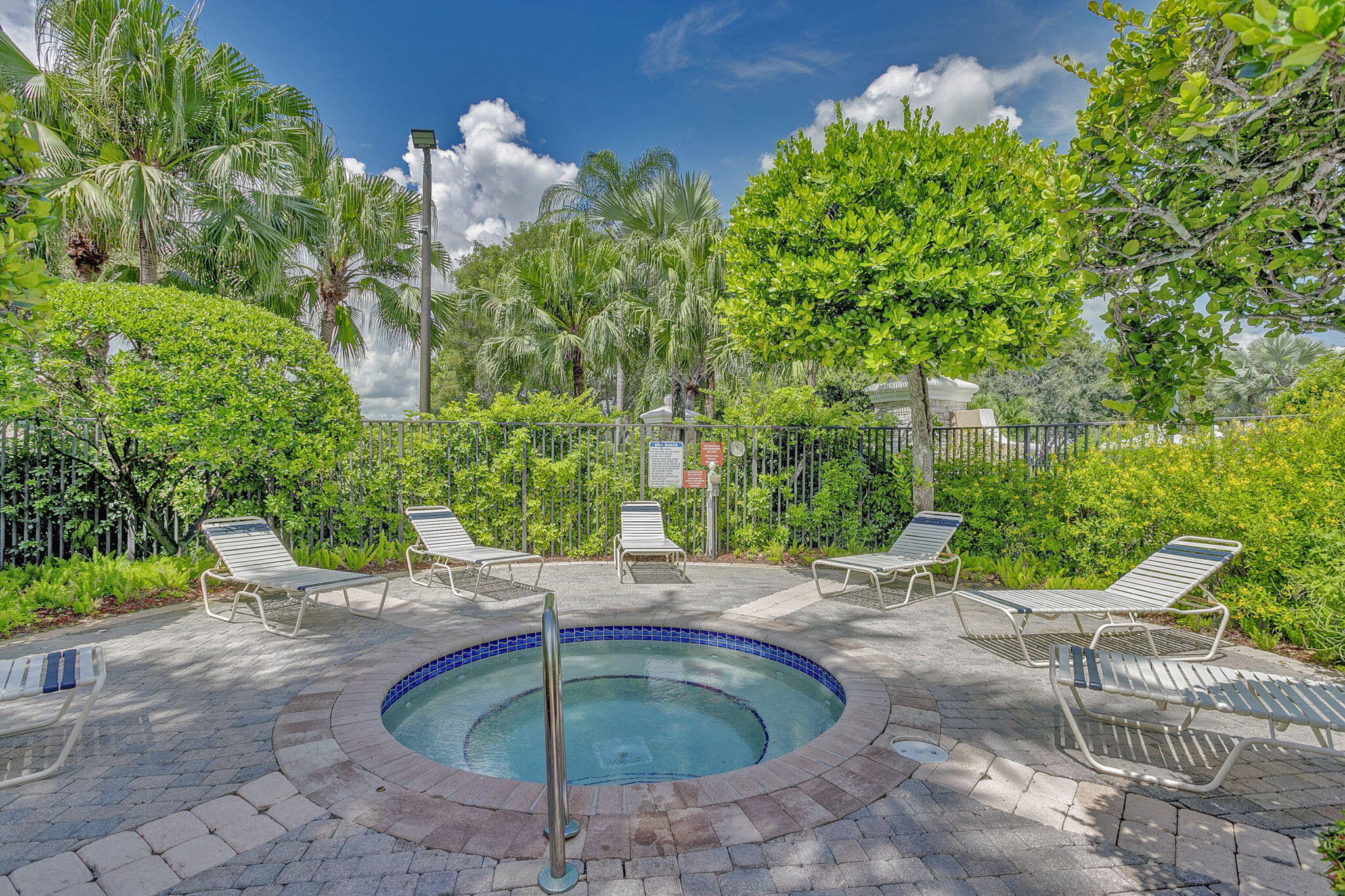 hot tub area