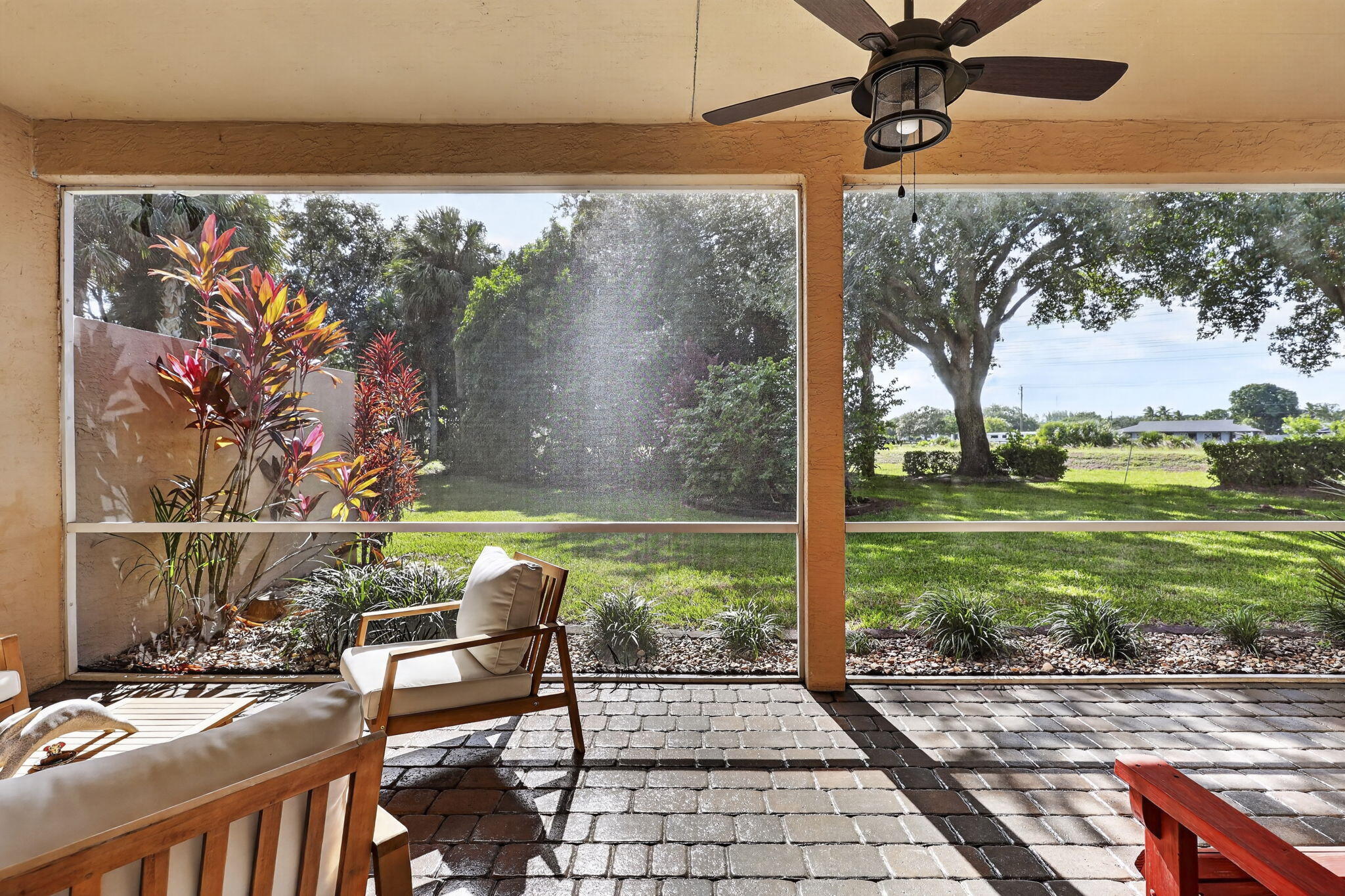 Very Private backyard and covered & screened backyard 0.21 acres