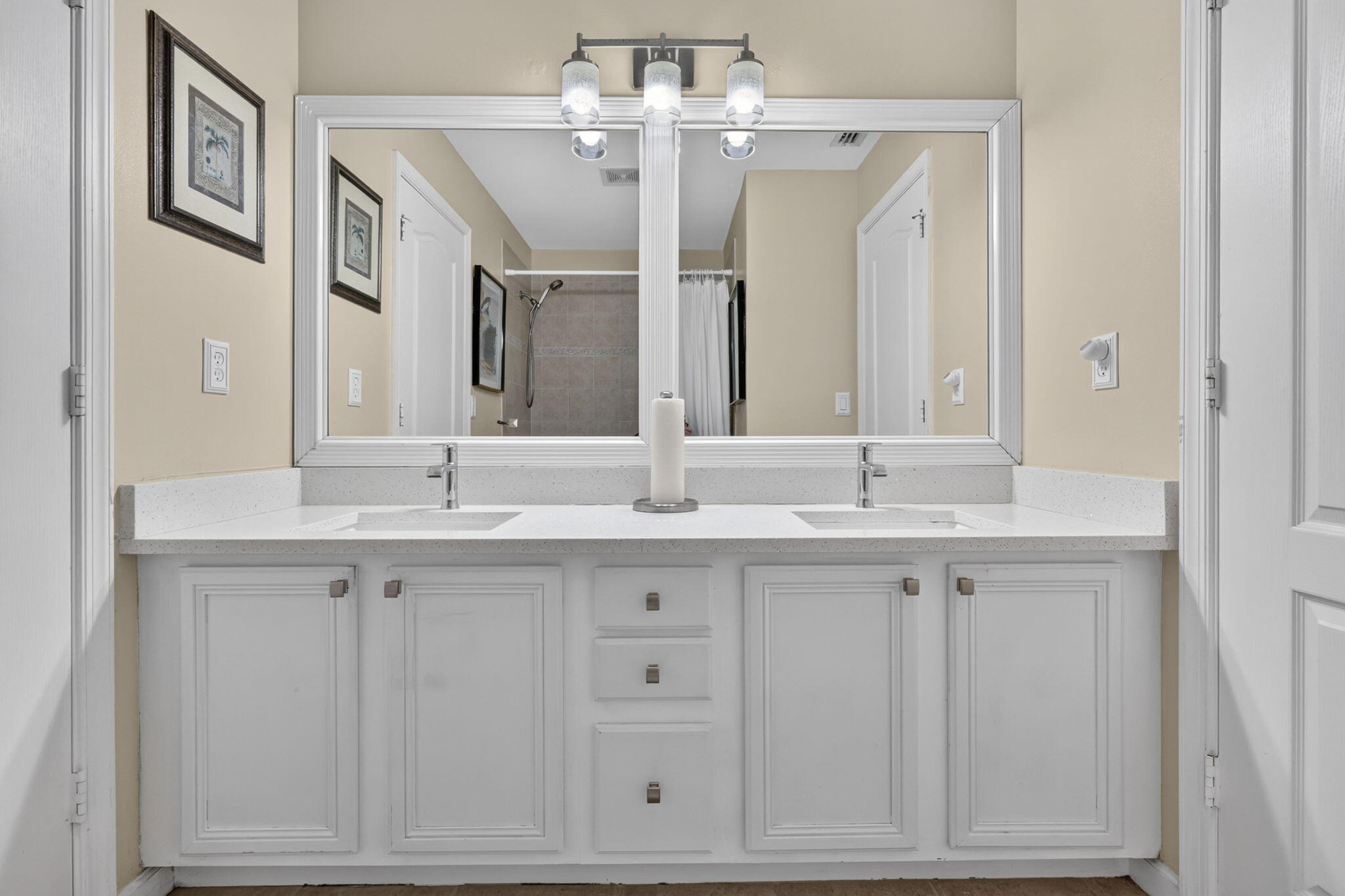 2nd bathroom