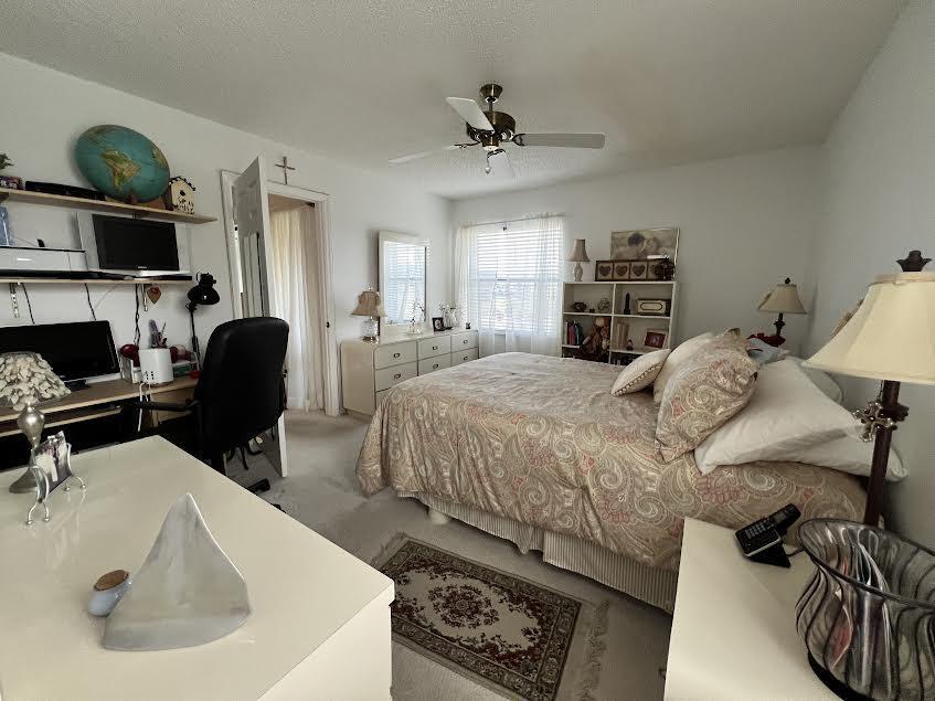 Master Bedroom (2)