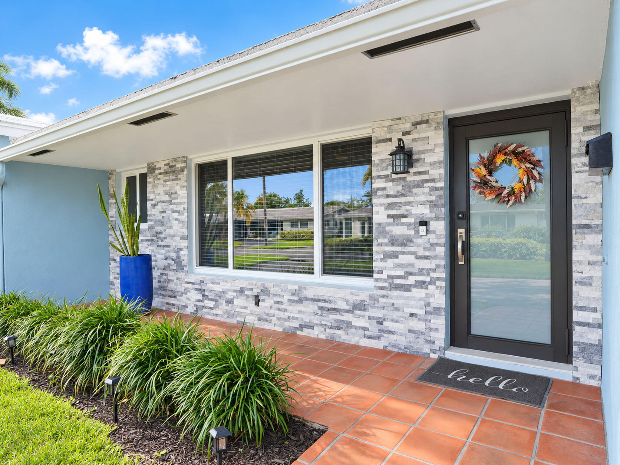 5-web-or-mls-5401_05_Taylor_NE_17th_Terr 5-web-or-mls-5401_05_Taylor_NE_17th_Terr