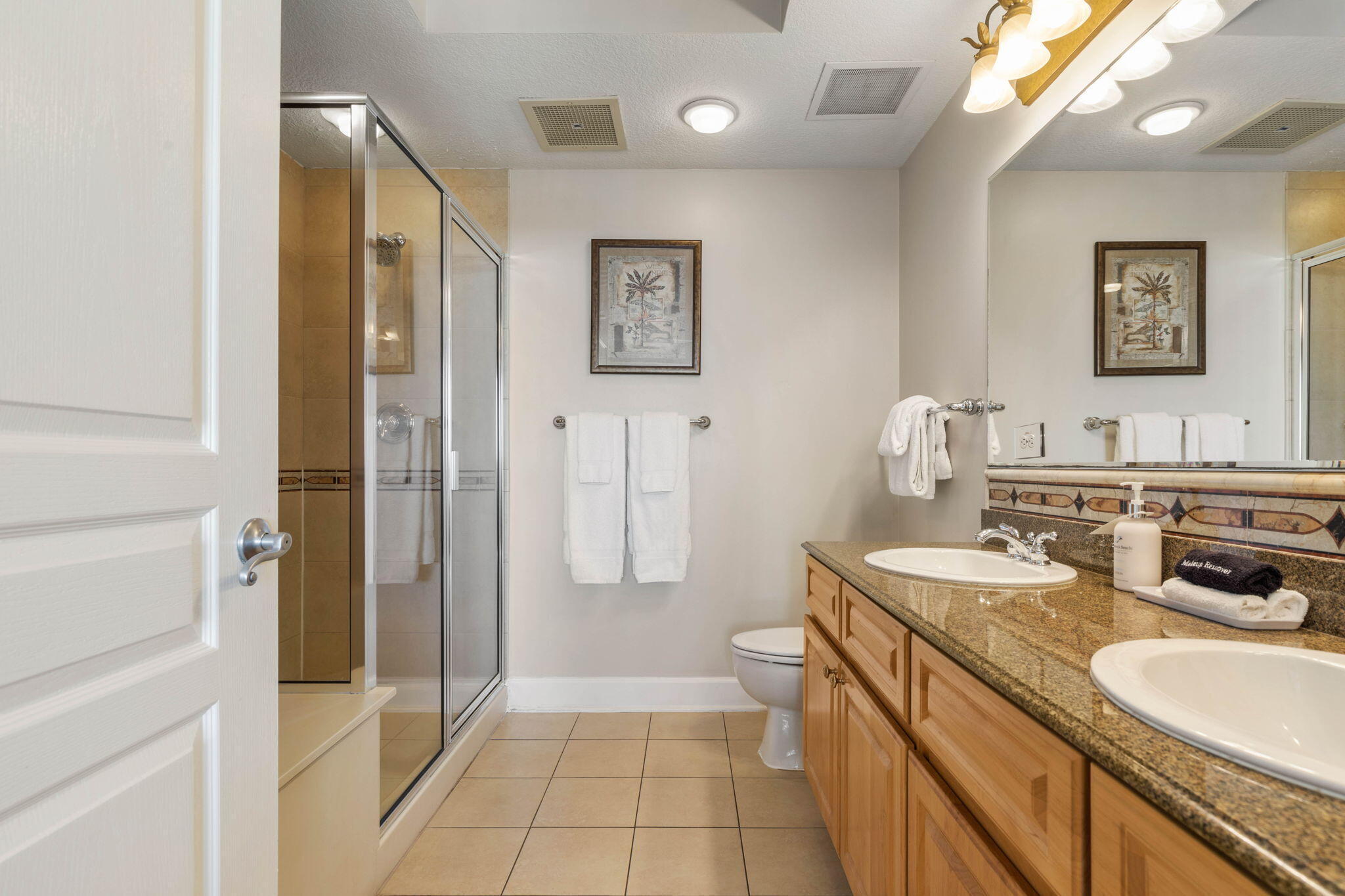 37-web-or-mls-200 Ocean Crest Dr #617-37