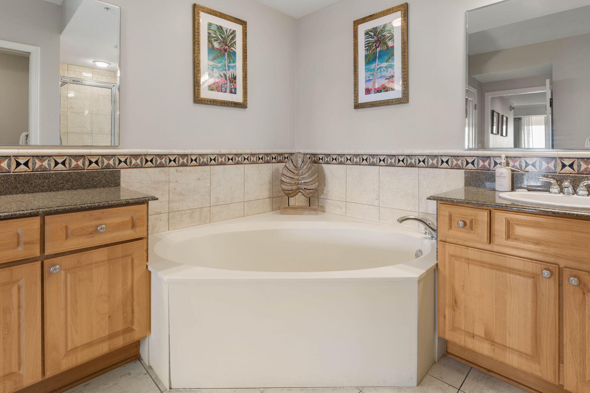28-web-or-mls-200 Ocean Crest Dr #617-28