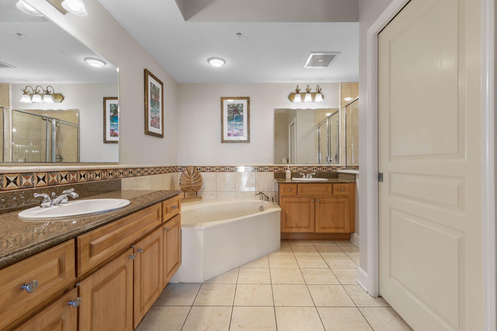 26-web-or-mls-200 Ocean Crest Dr #617-26