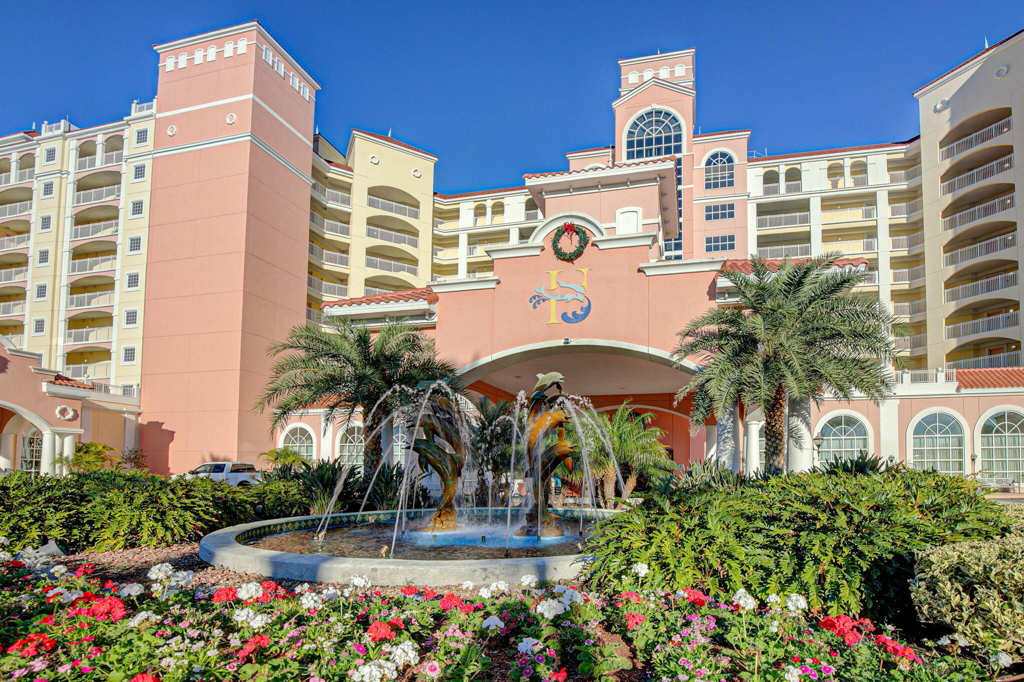 67-web-or-mls-200 Ocean Crest Dr #617-67
