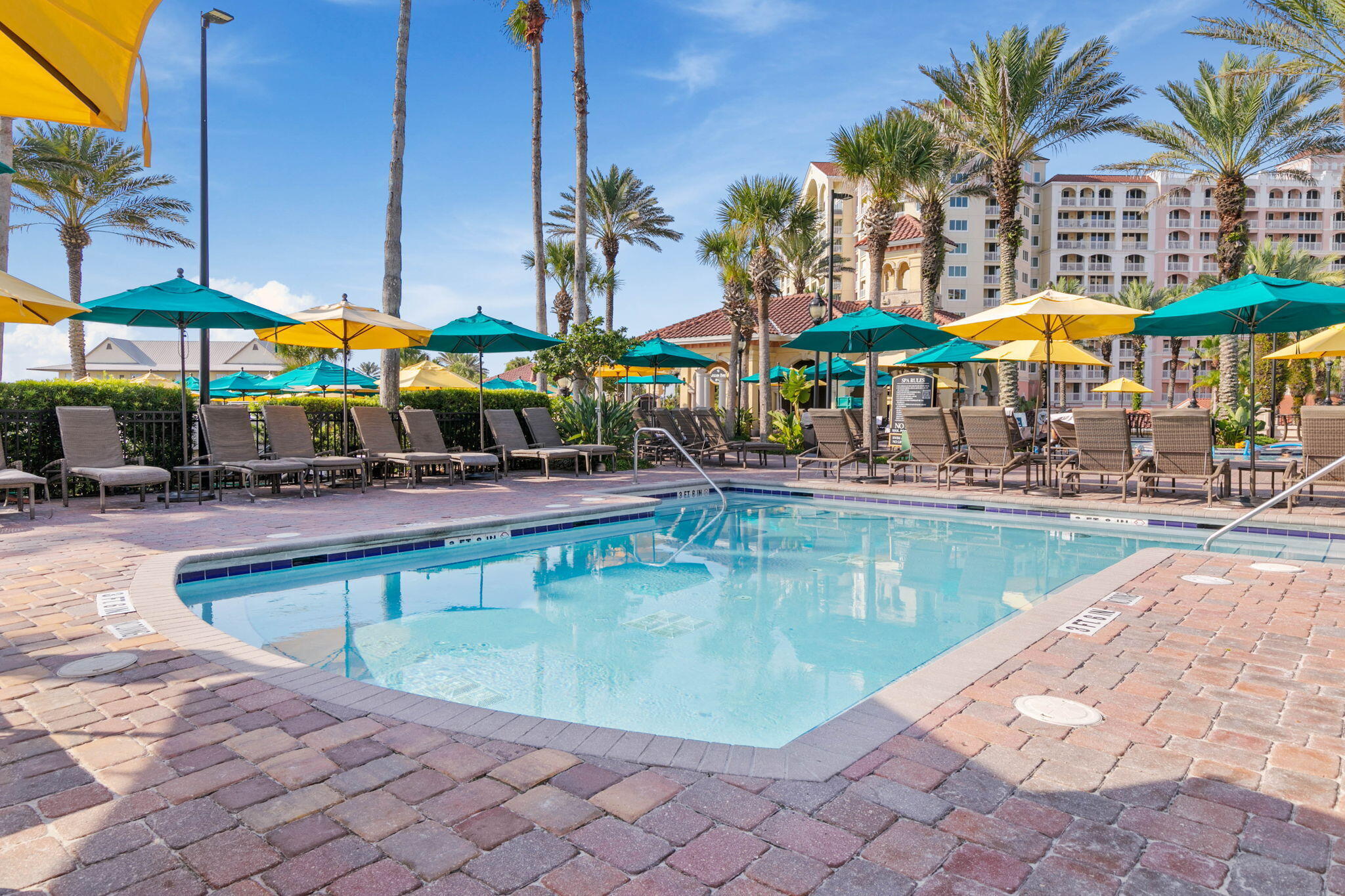 49-web-or-mls-200 Ocean Crest Dr #617-49
