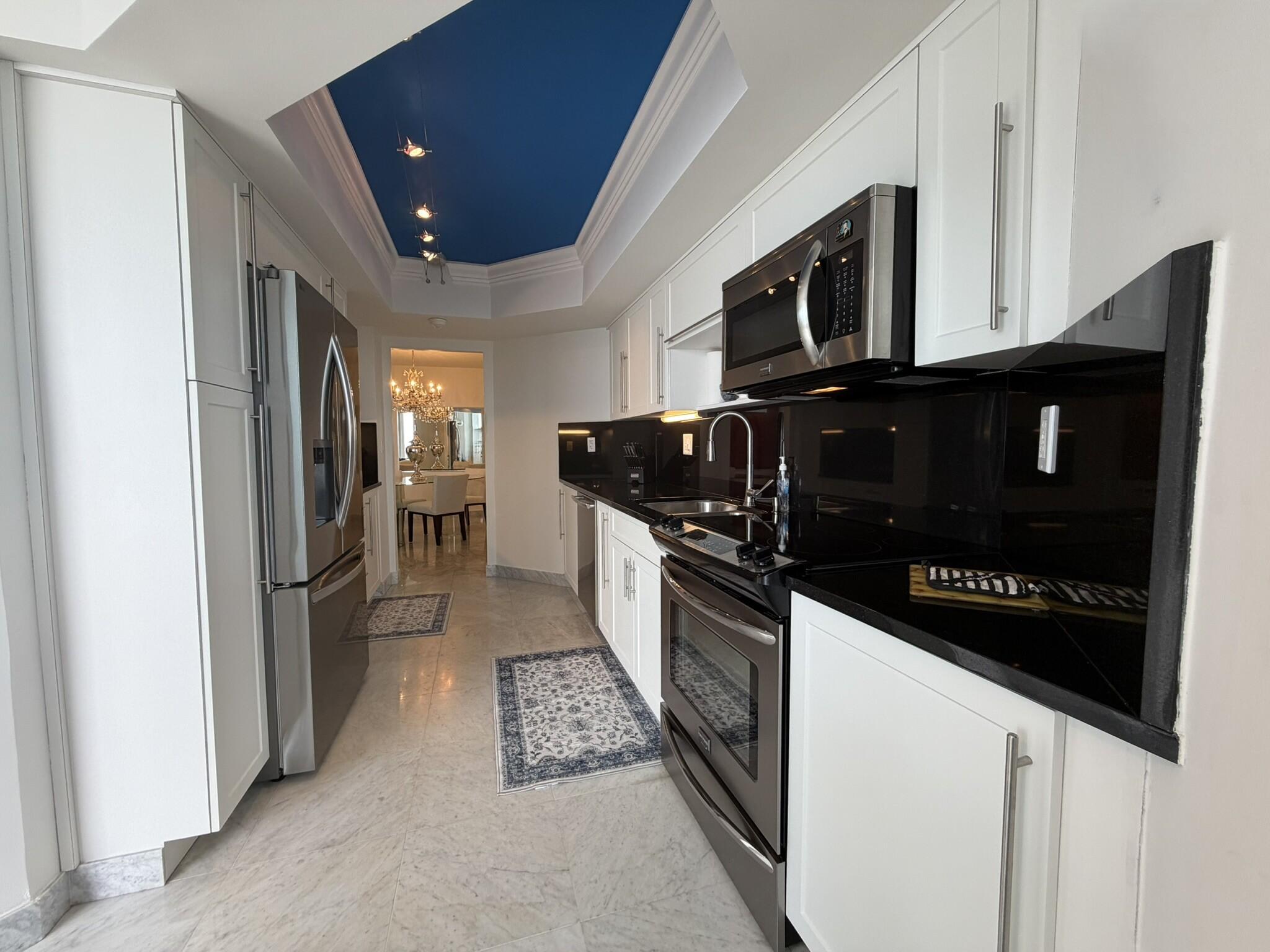 akitchen-1-claridge-pompano-beach-nieves