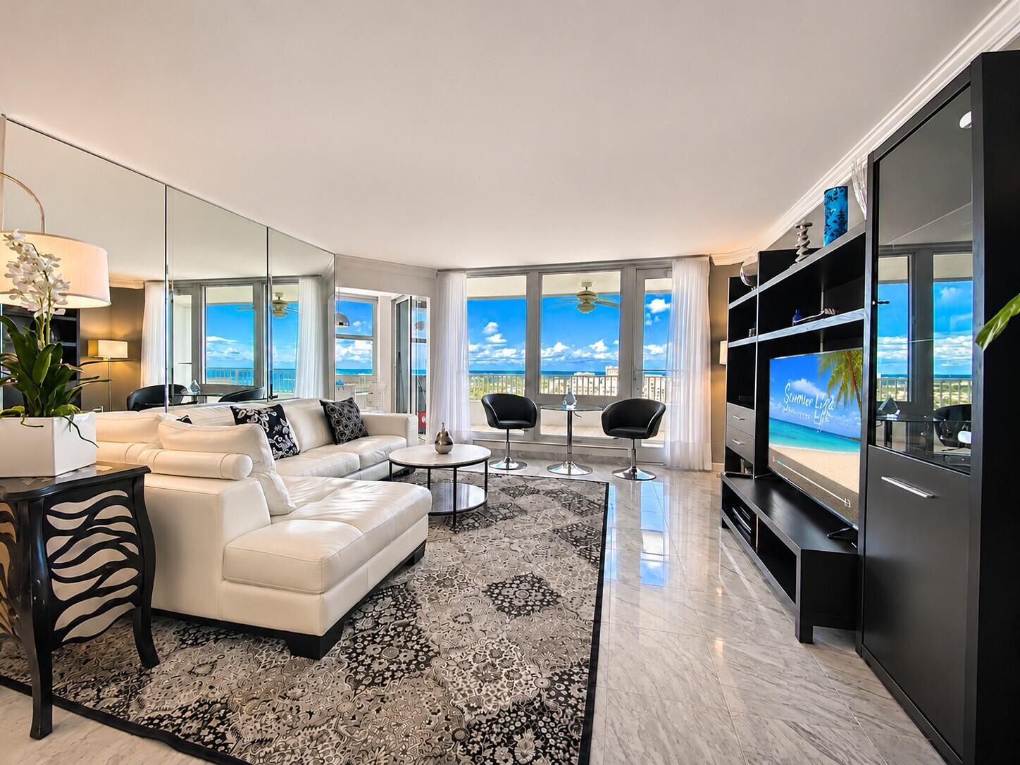 Living Luxurious Oceanfront Living Room