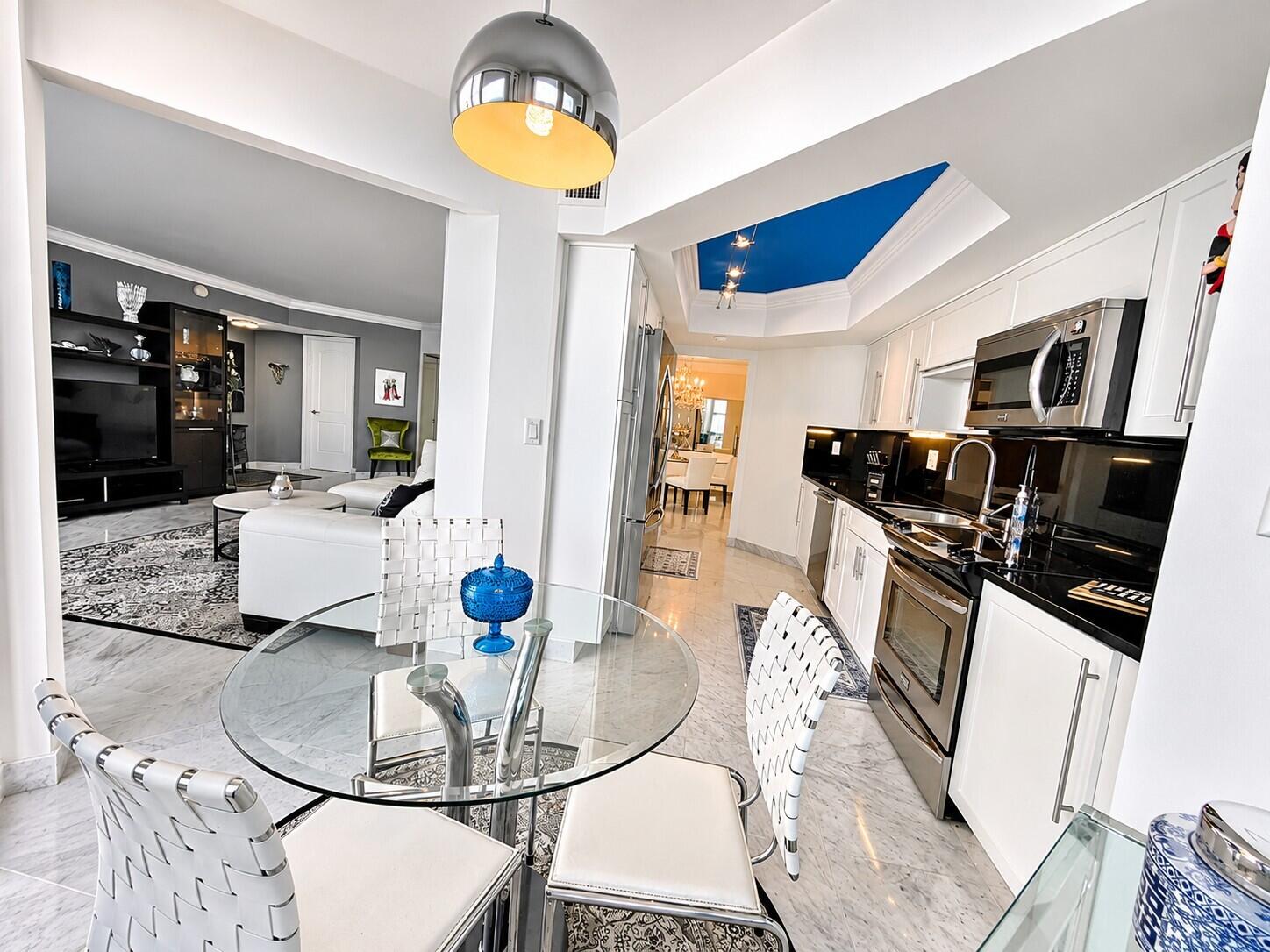 Bright Modern Penthouse Living