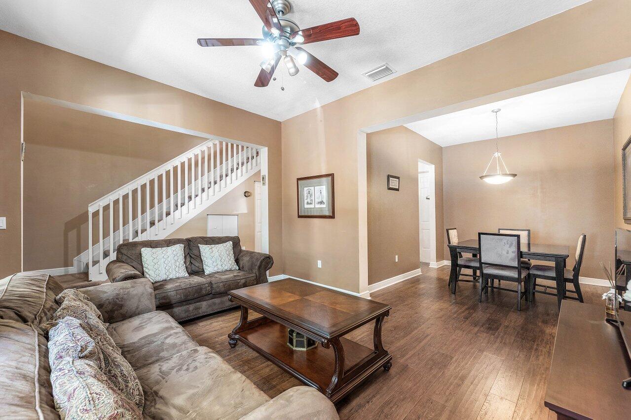 Open Living To Dining