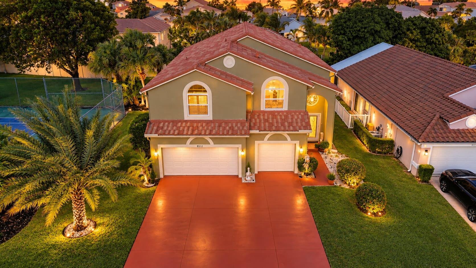 8512 Windy Circle Front Twilight