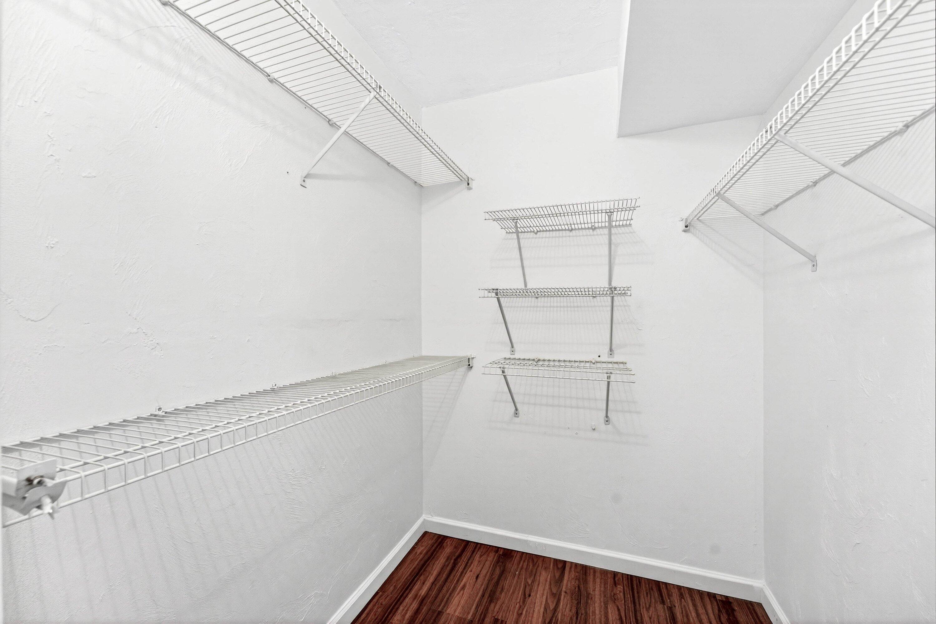 walk-in closet
