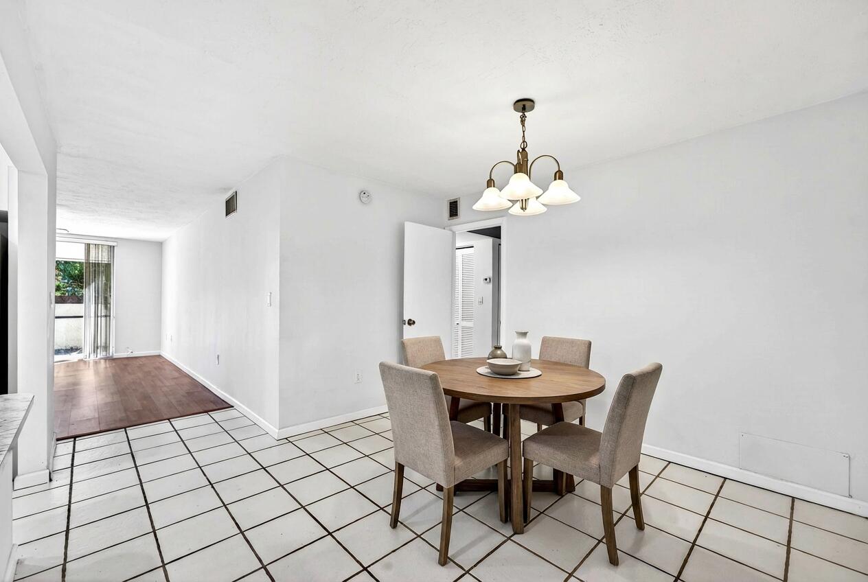 Virtually Staged Dining Room Virtually Staged Dining Room