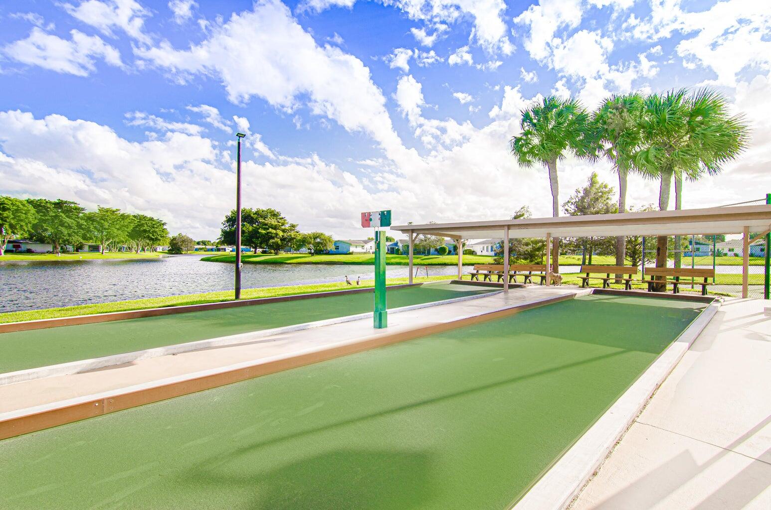 bosse court