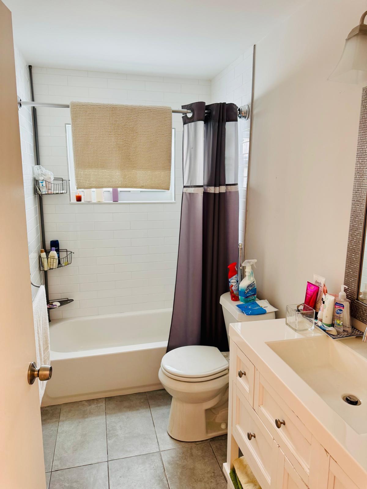 bathrom second
