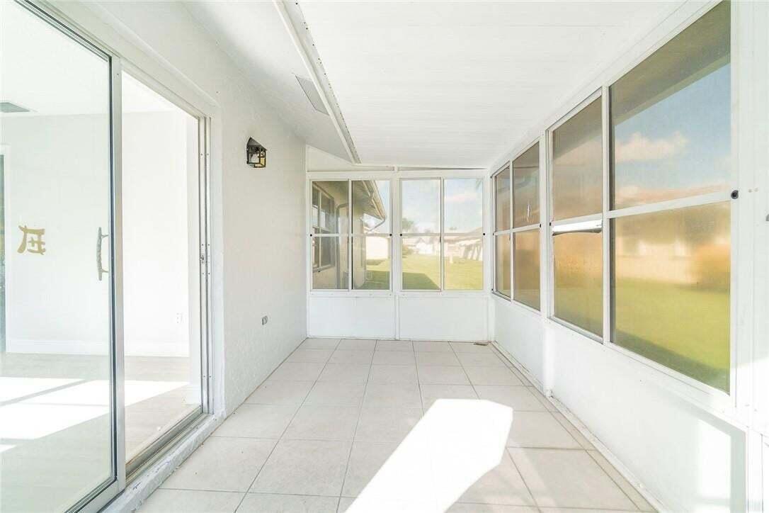 screened porch screened porch