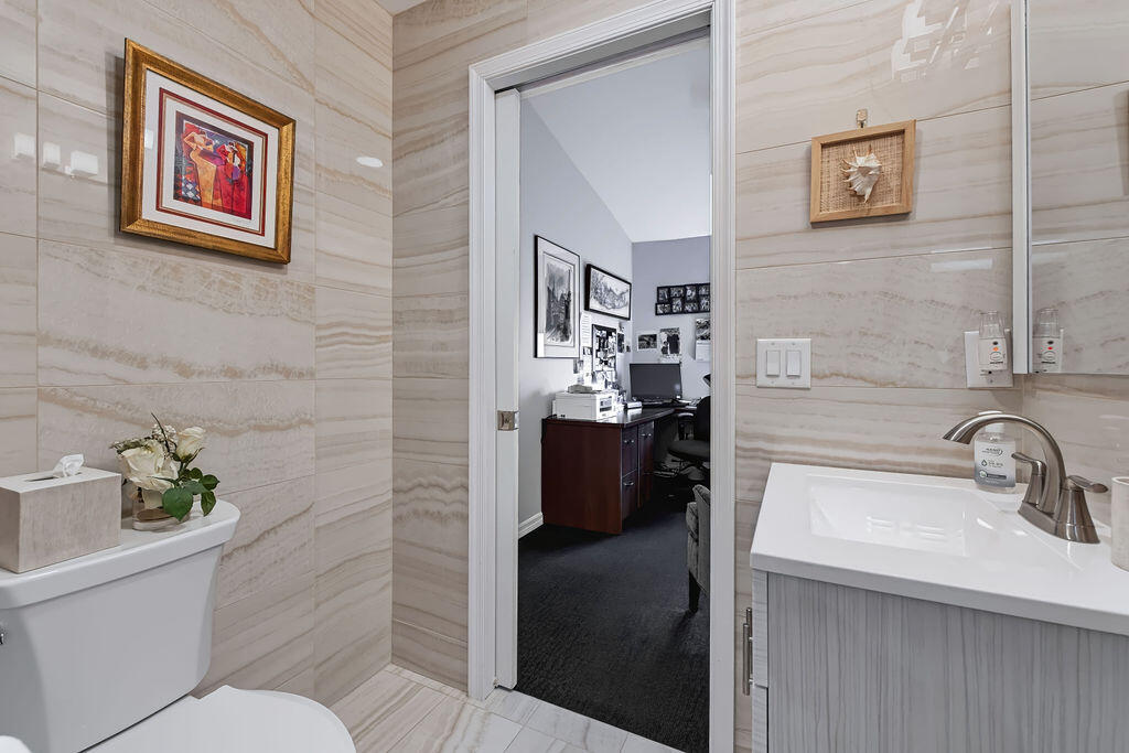 15408StrathearnDrive-37