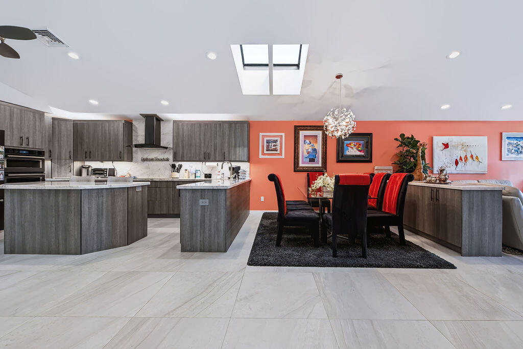 15408StrathearnDrive-26