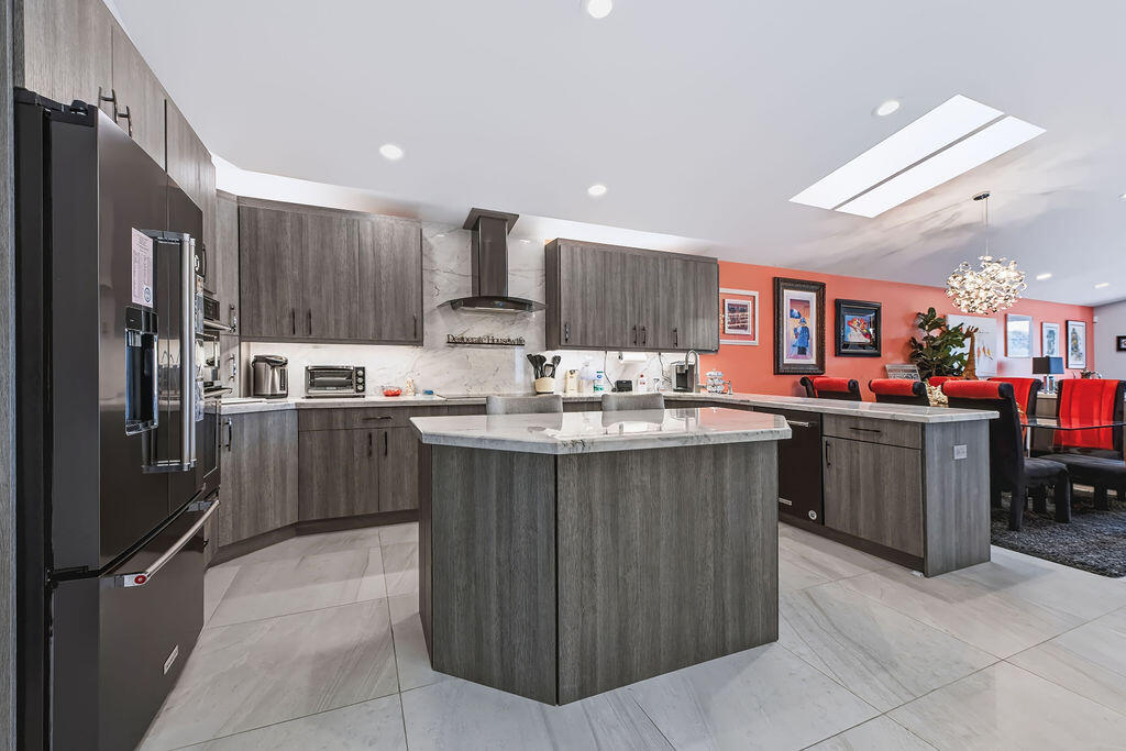 15408StrathearnDrive-30