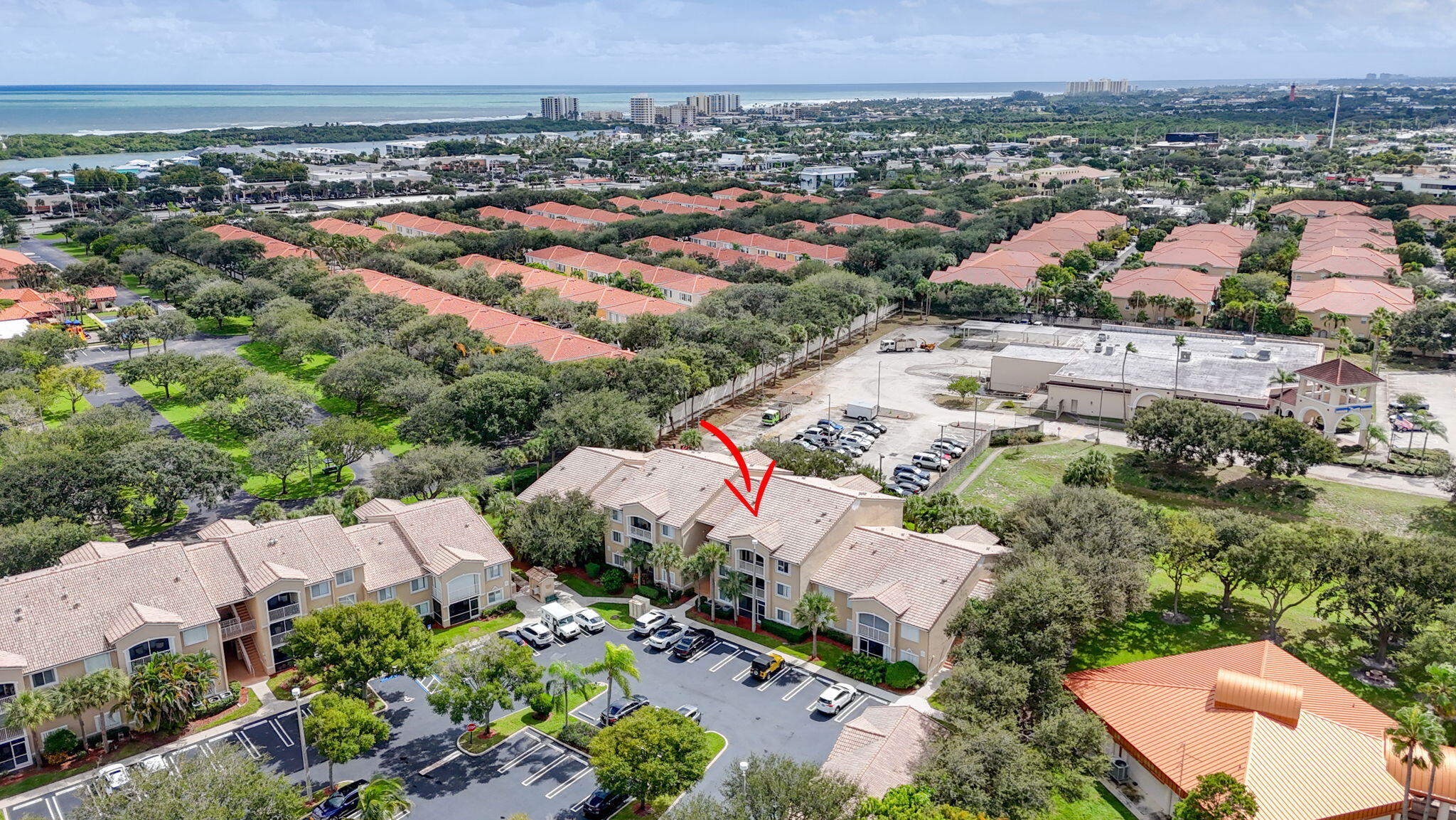 Within walking distance of Restaurants and Shoppin.