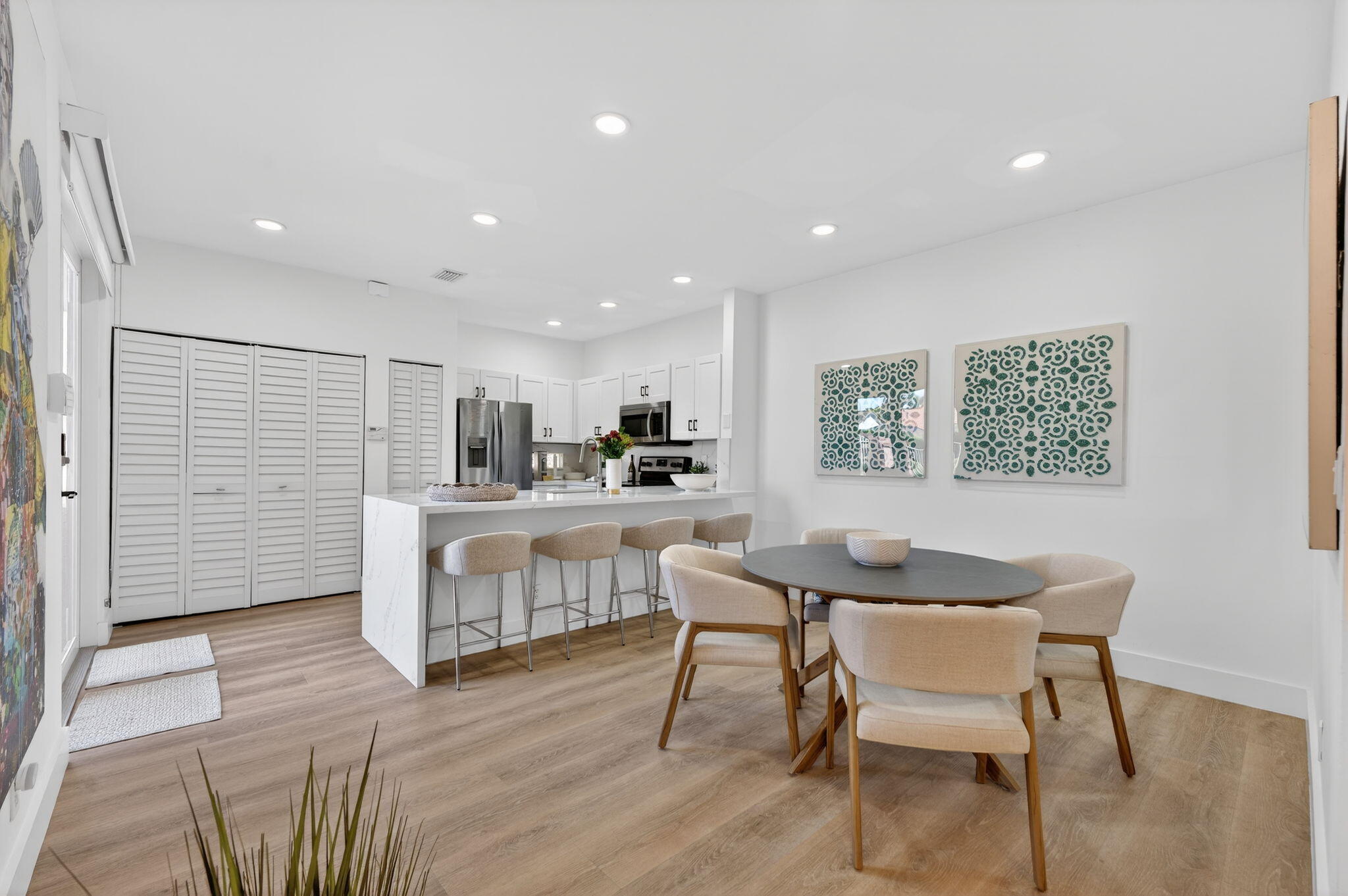 Updated Kitchen and Dining