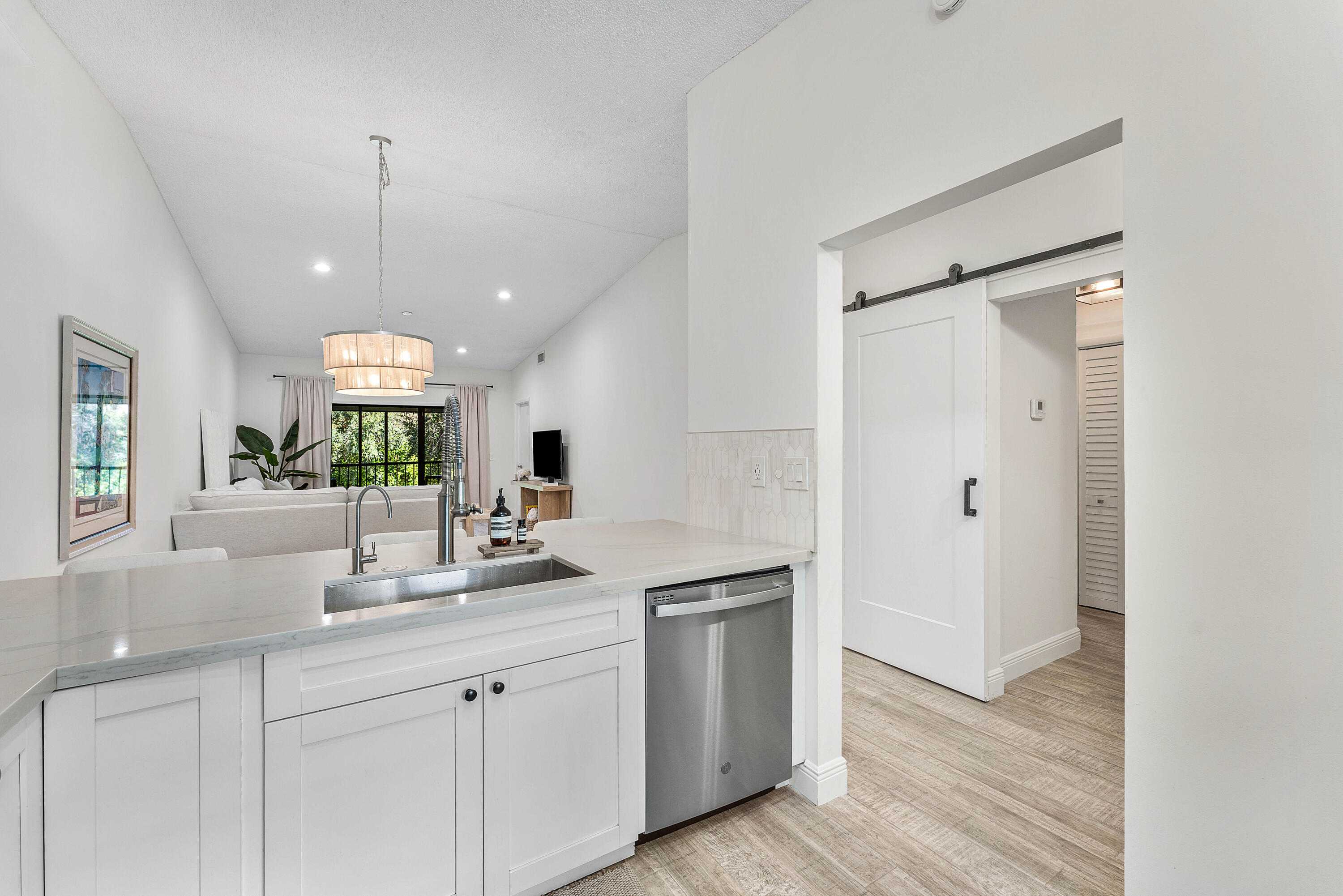 013-1401SabalRidgeCircle-F-PalmBeachGard