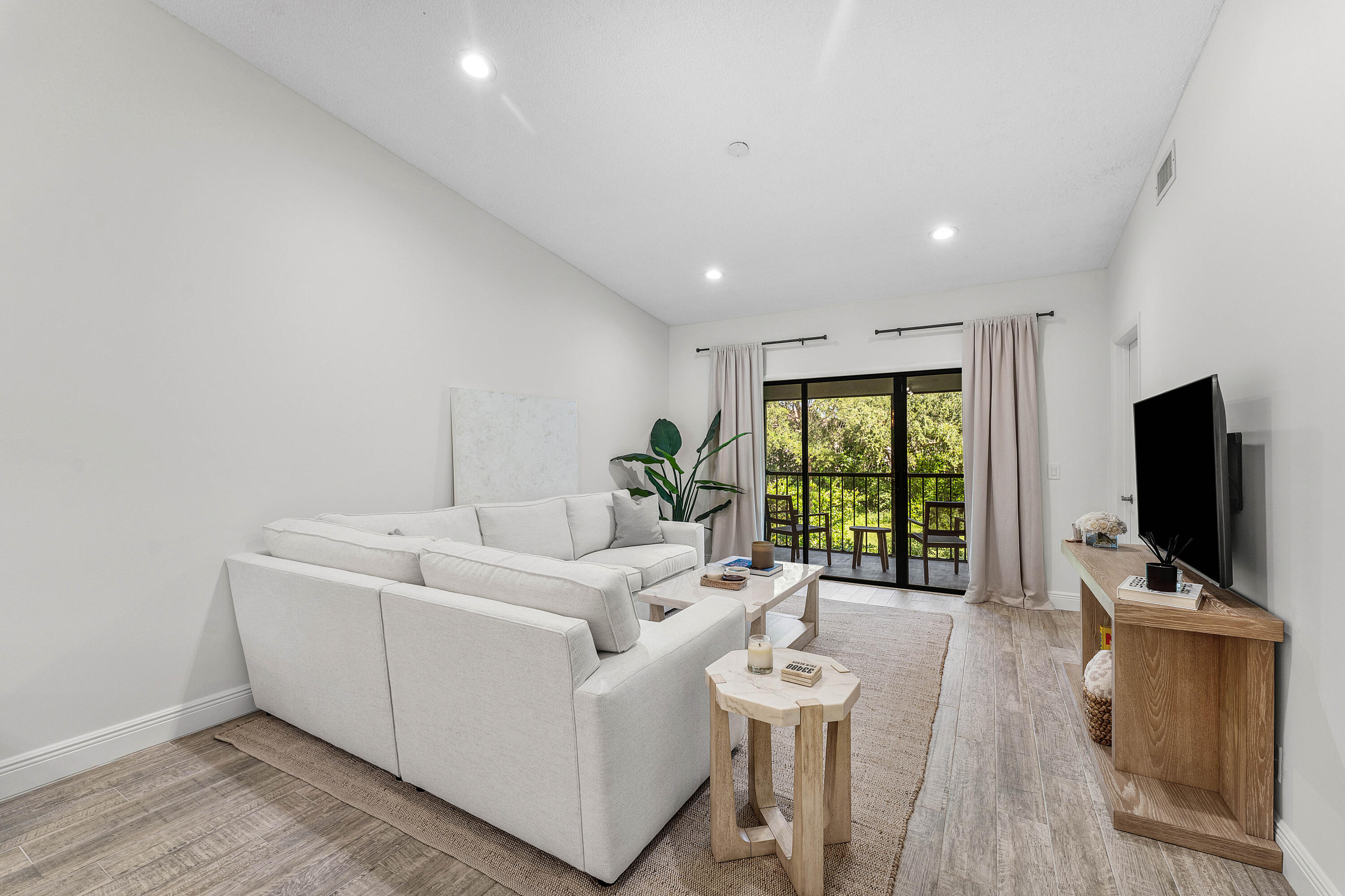 008-1401SabalRidgeCircle-F-PalmBeachGard