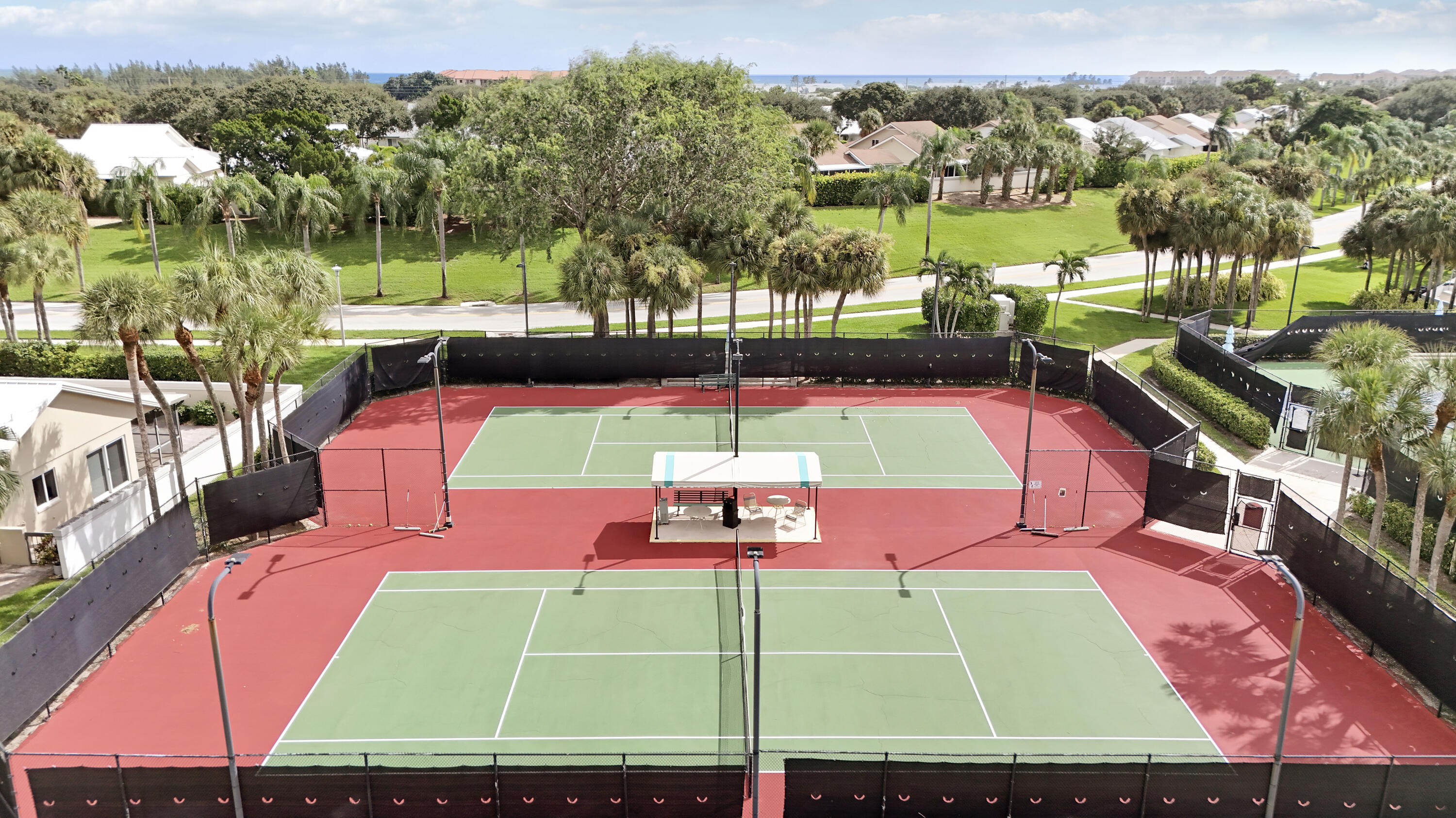 Bluffs Tennis Courts