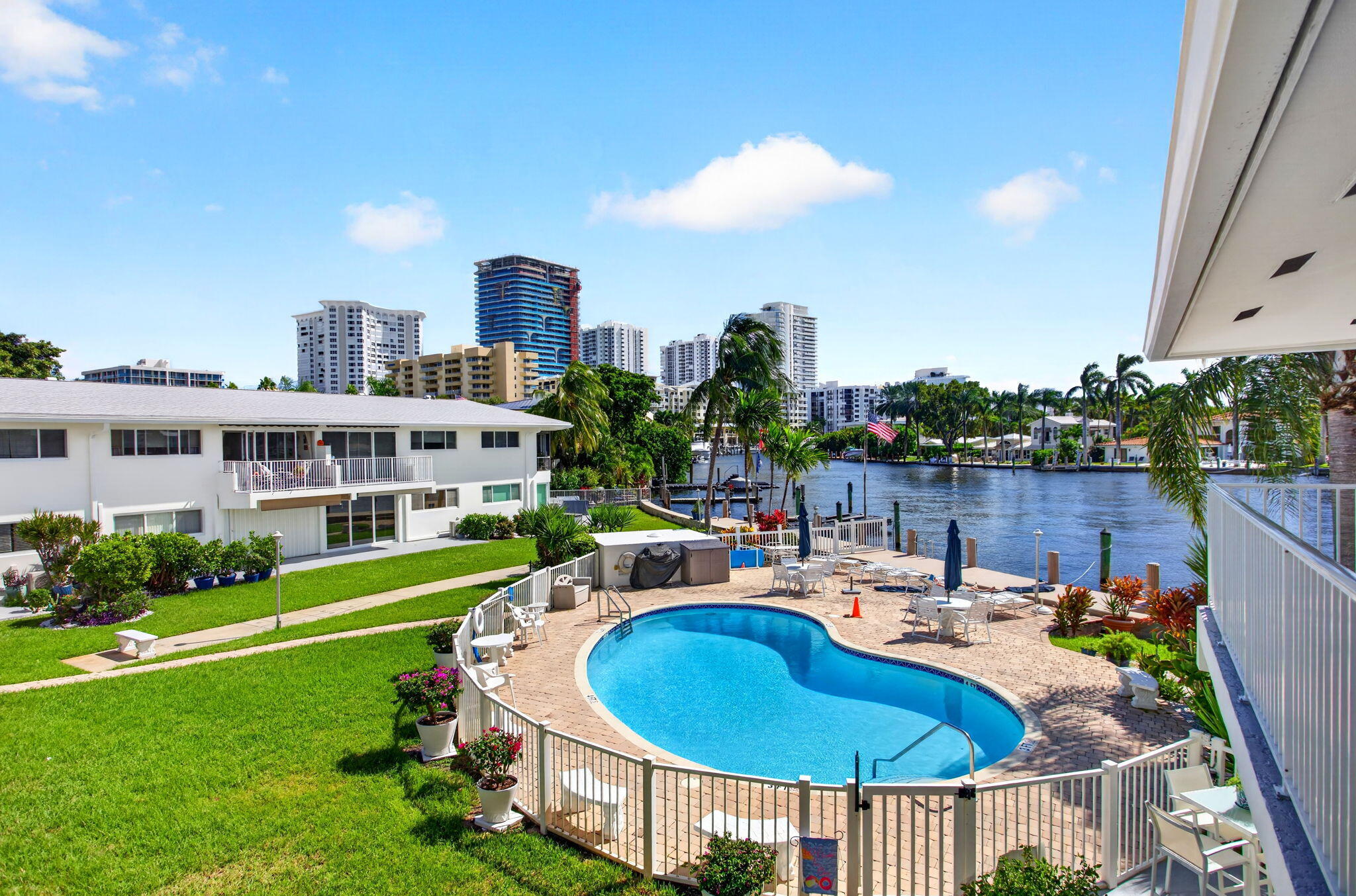 24-web-or-mls-3216 28-16