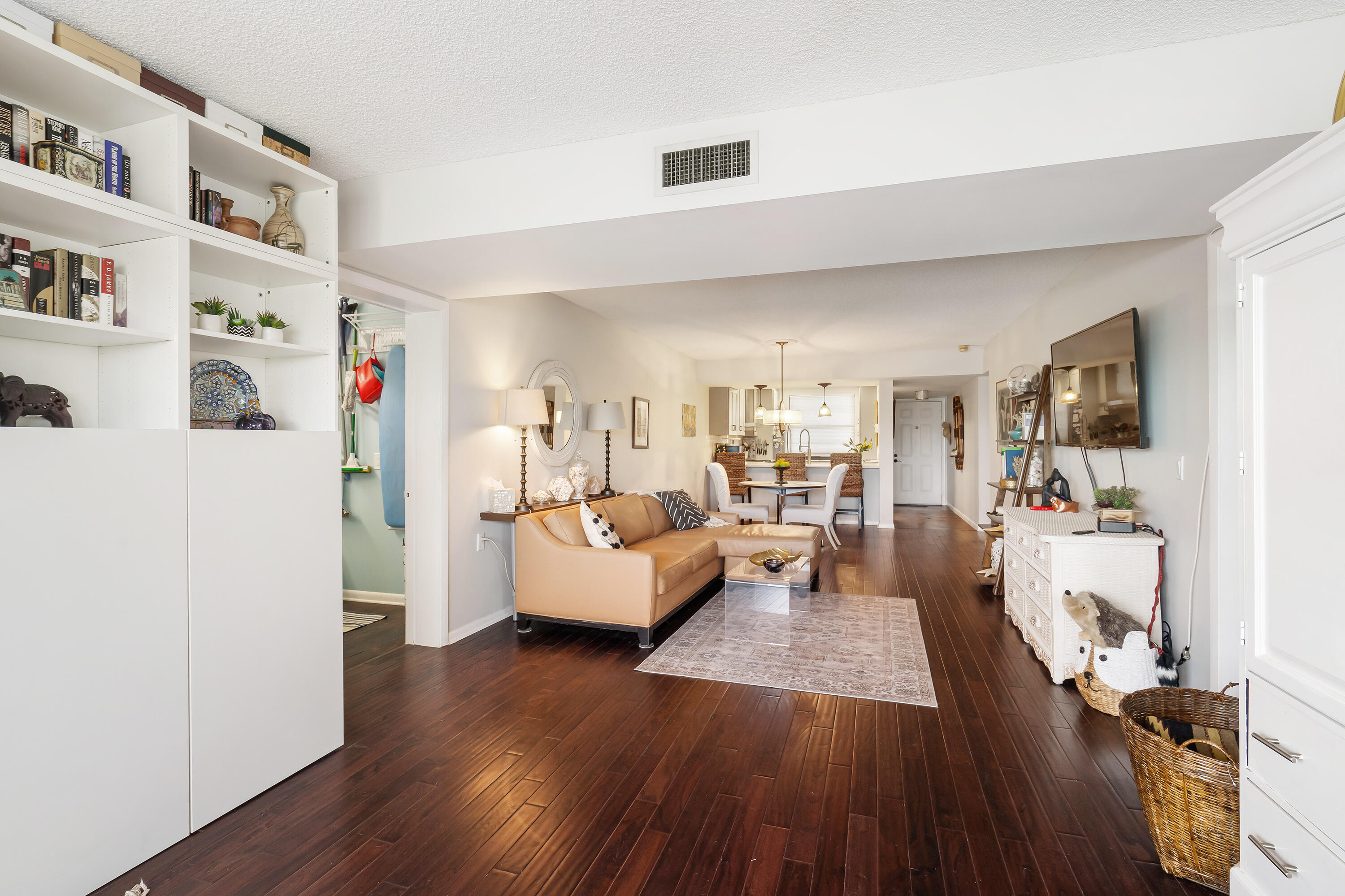6037BalboaCirSuite4034-2