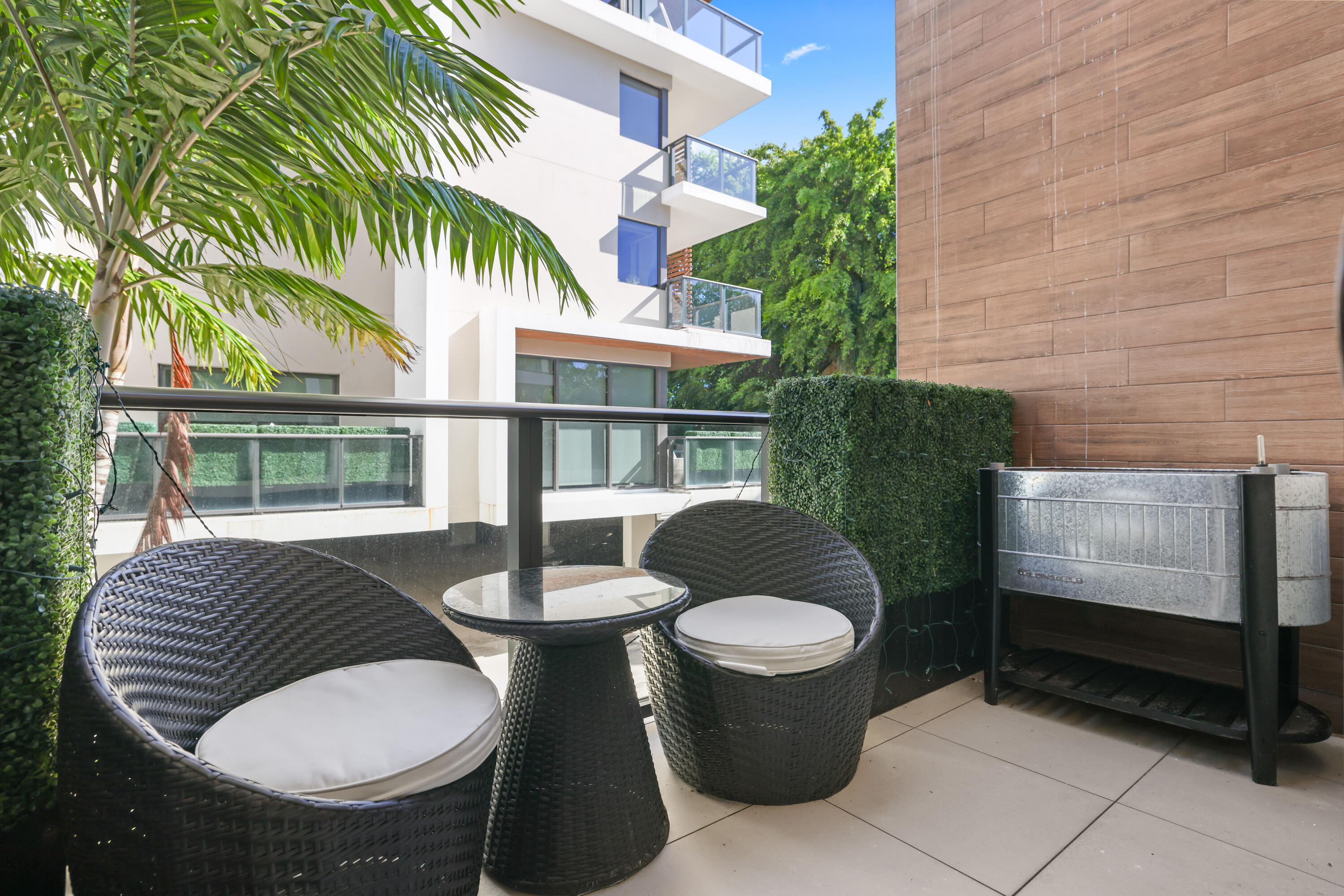 3030 North Ocean Boulevard - 25.jpg-FULL