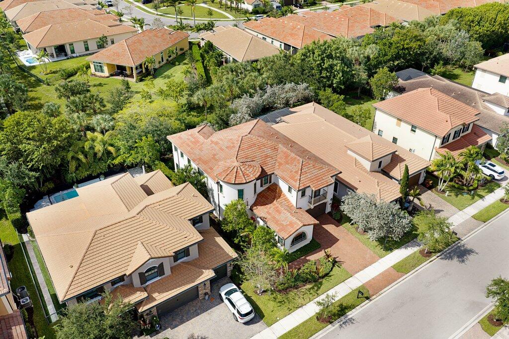 055_dji_20261026180308_0682_d_375