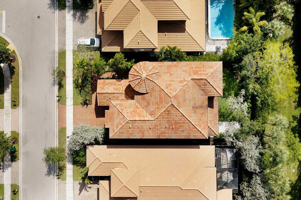 056_dji_20261026180326_0683_d_129