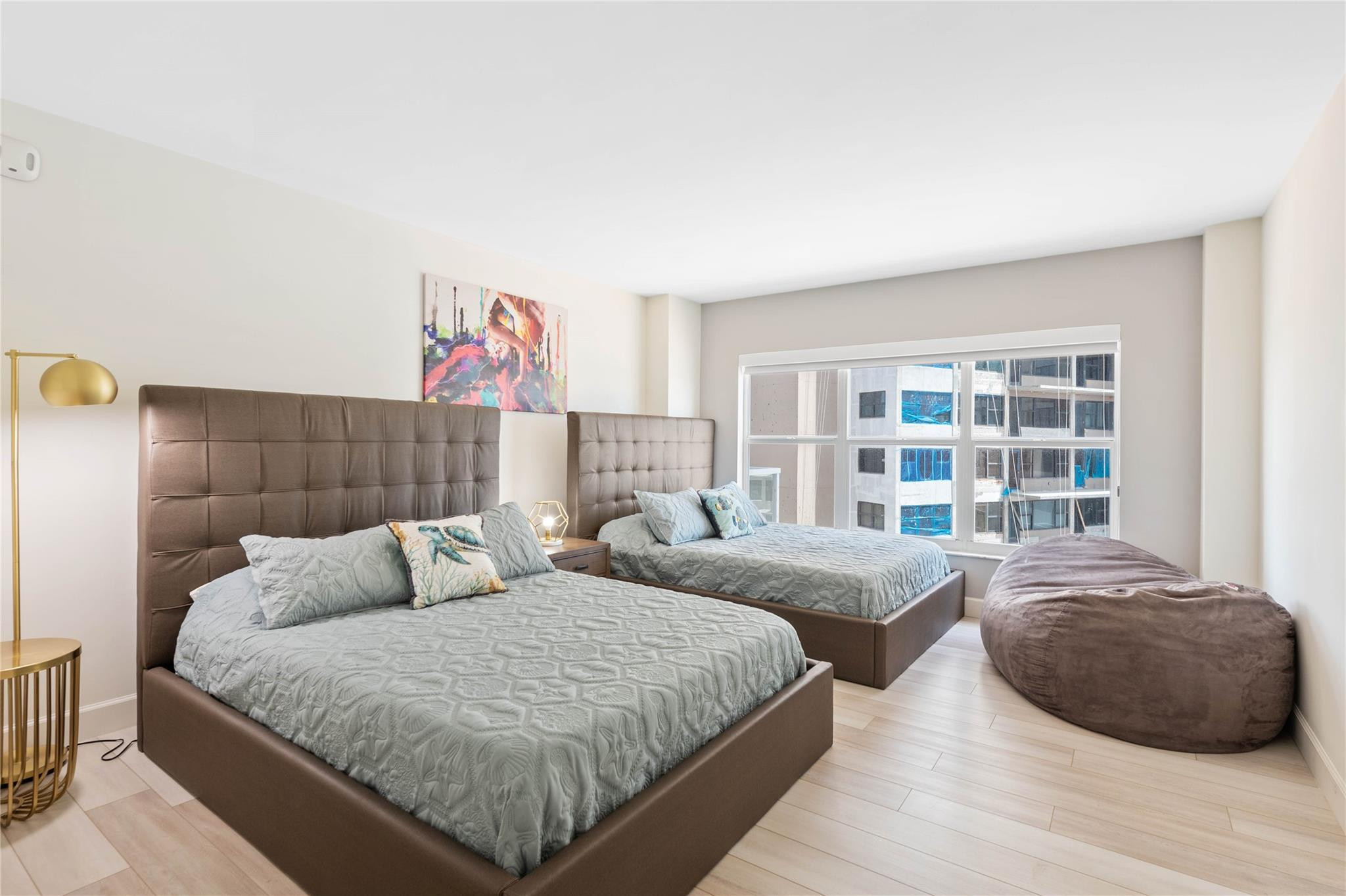 Guest bedroom