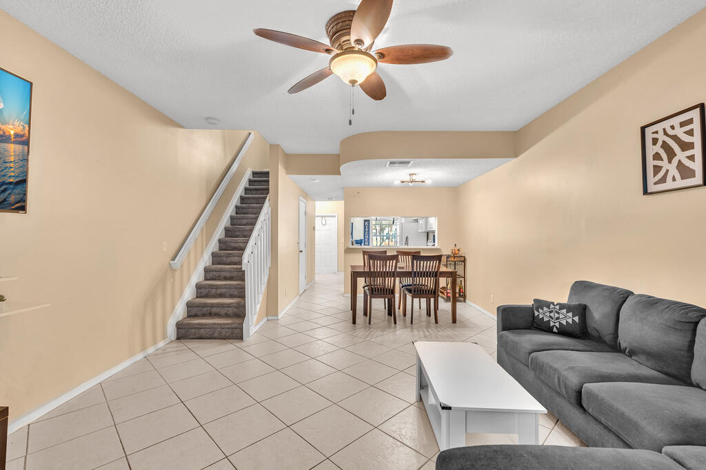 Living & Dining room