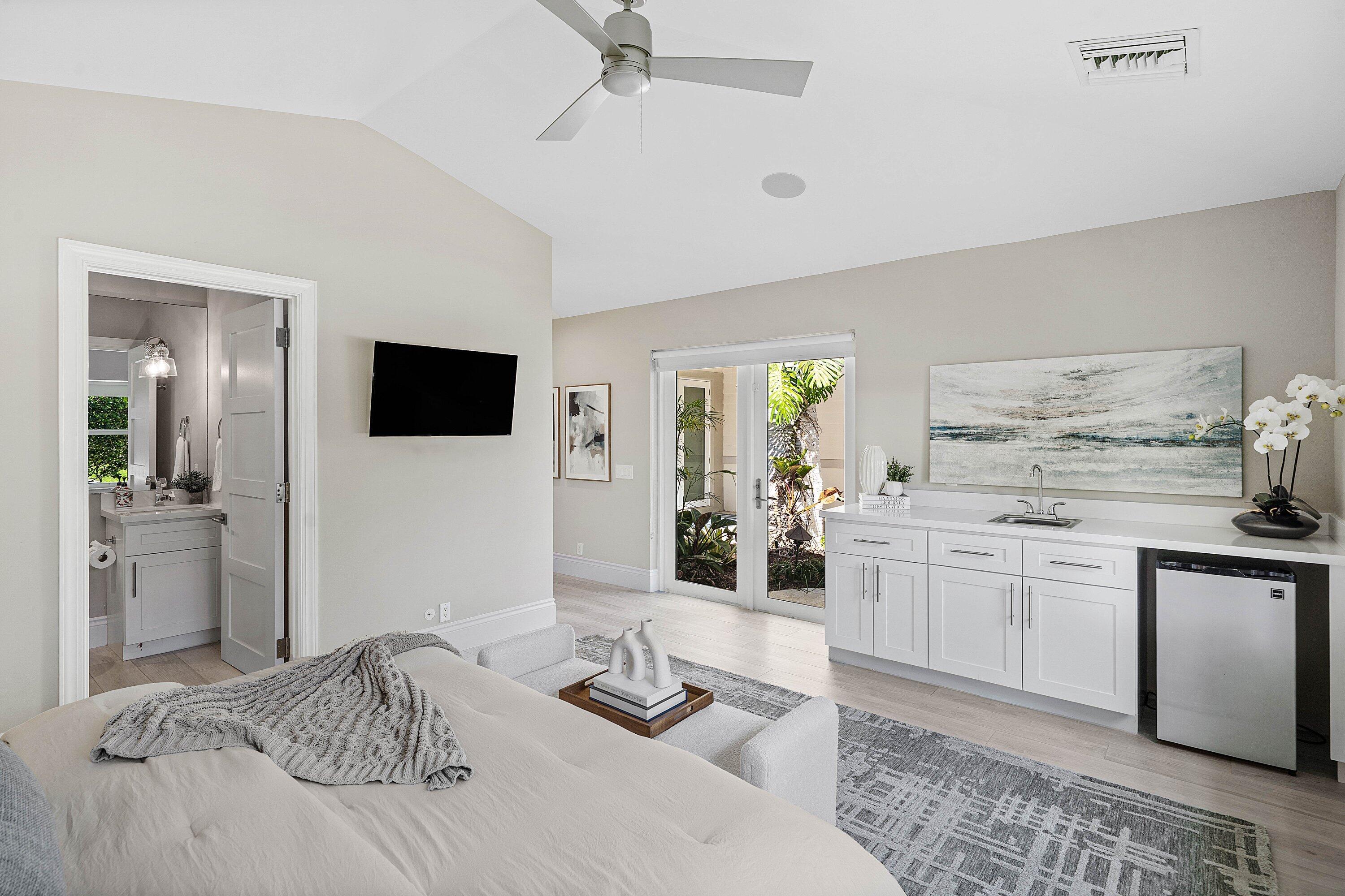 006-1400LakeDrive-DelrayBeach-FL-33444-S