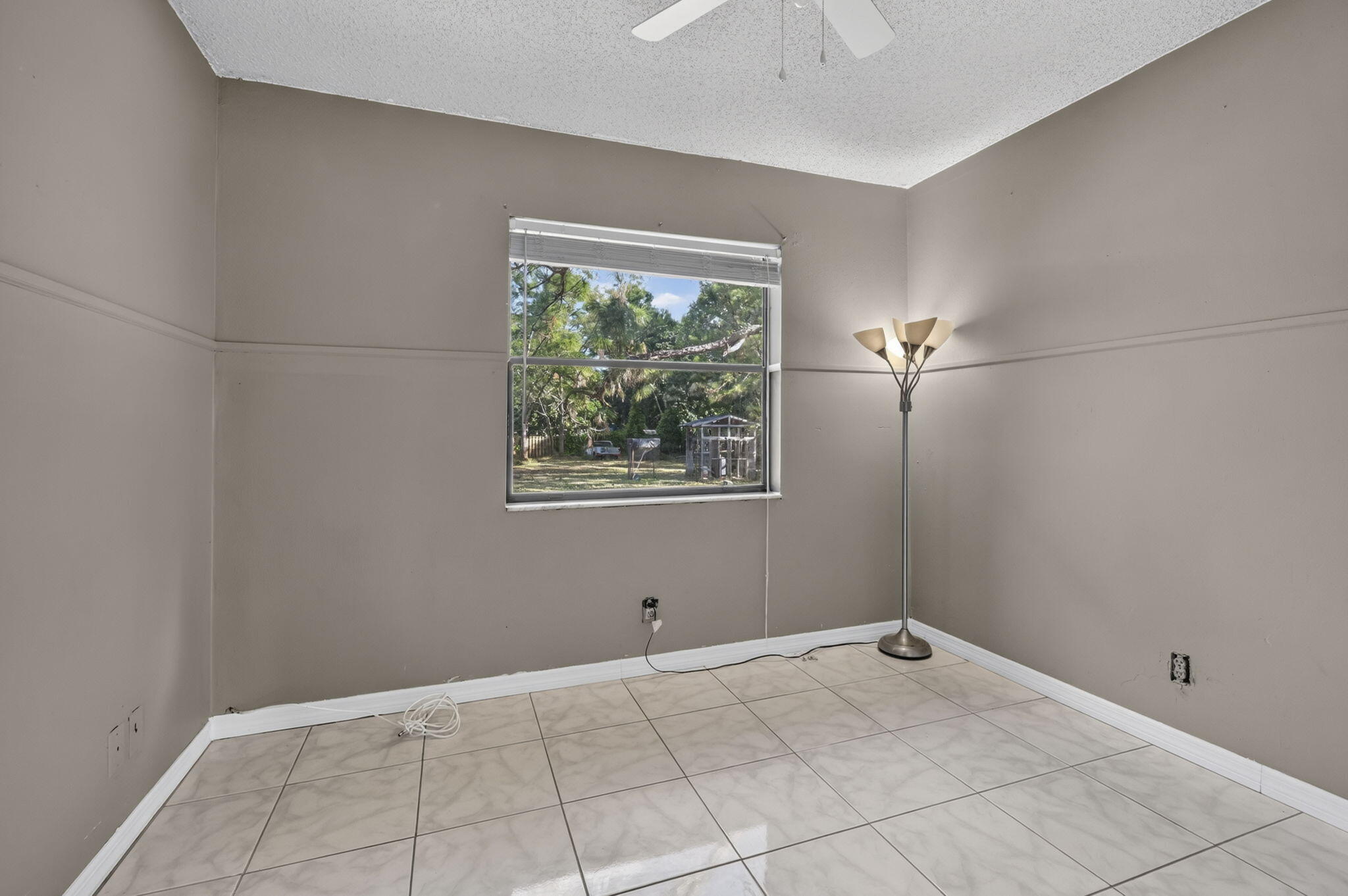 24-web-or-mls-BS1A2048