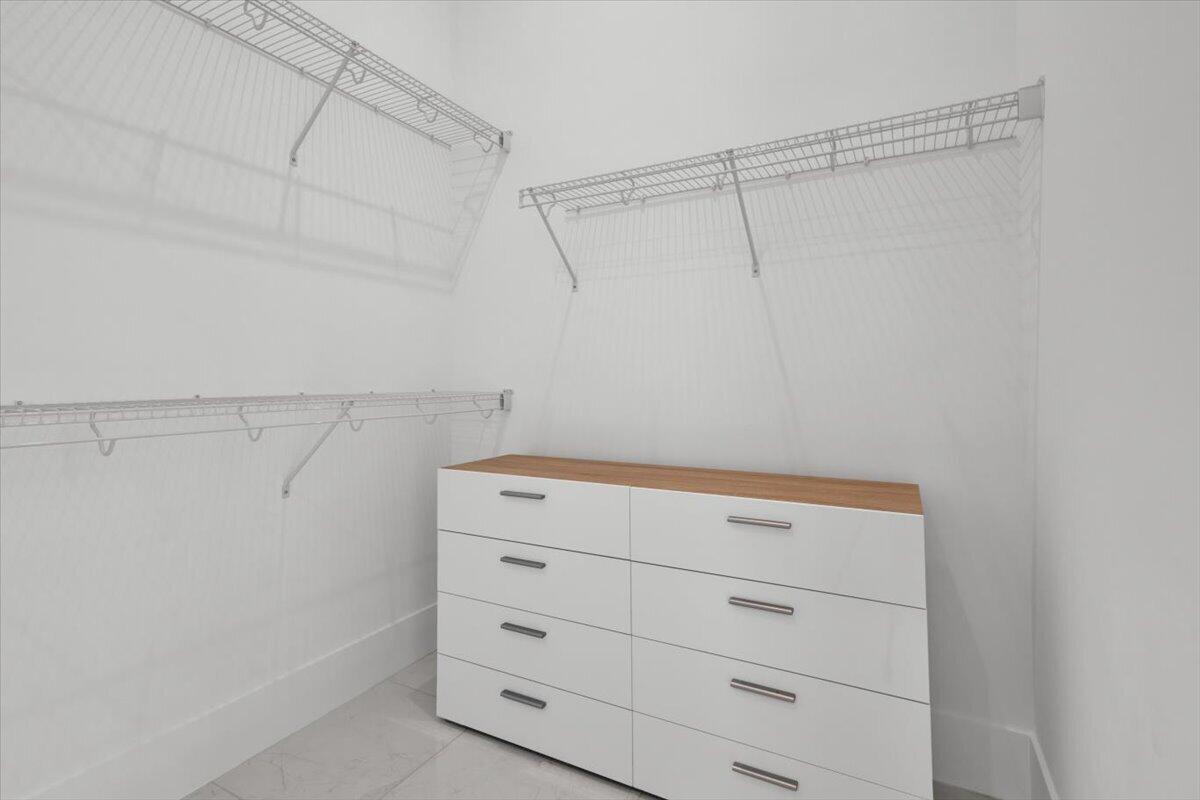 Walk in Owner's Suite Closet