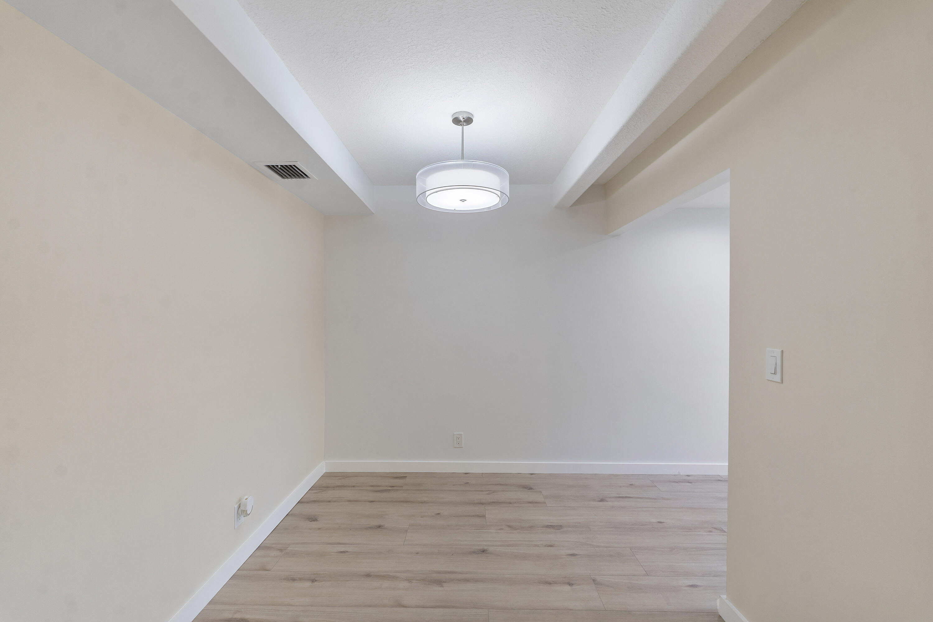 1325 S Flagler Ave U104_021