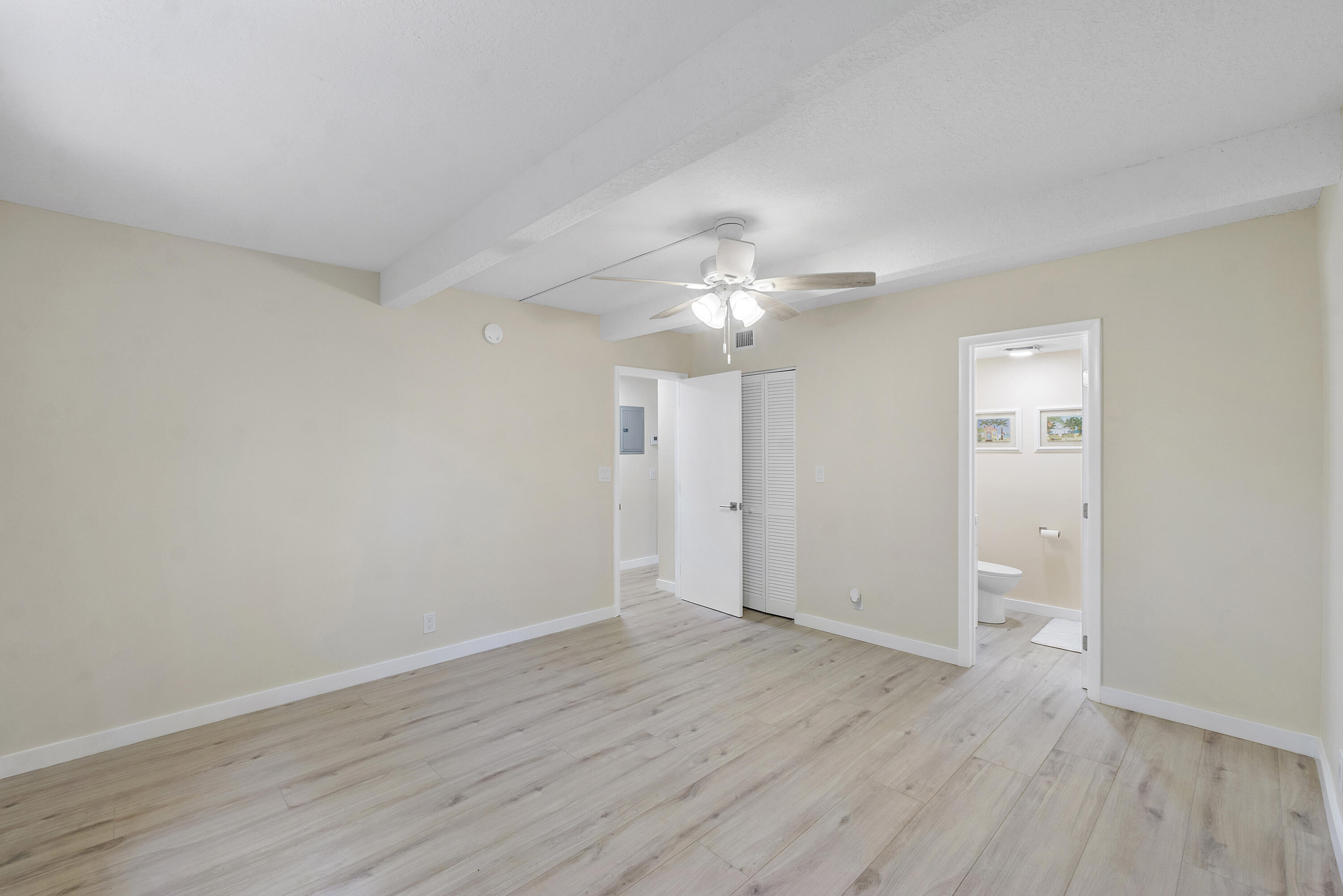 1325 S Flagler Ave U104_010