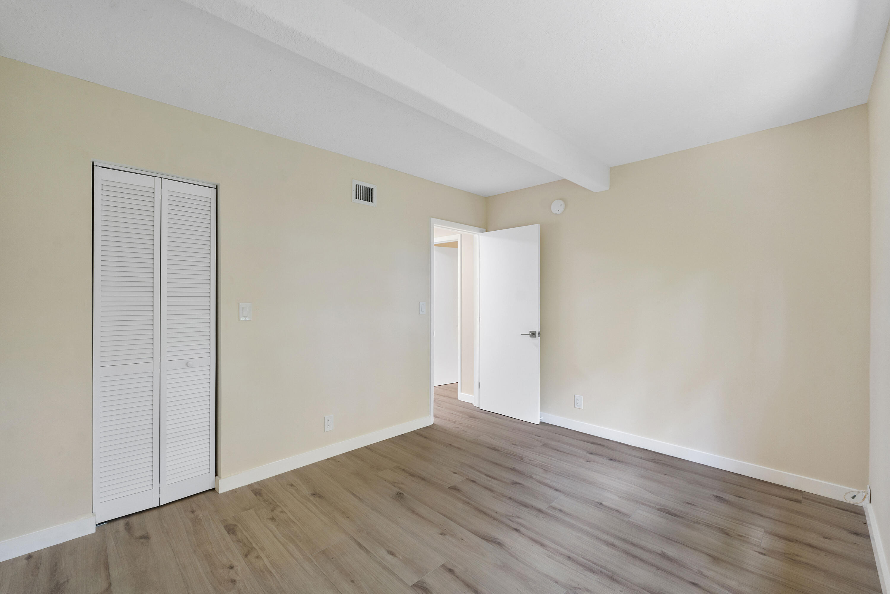1325 S Flagler Ave U104_014