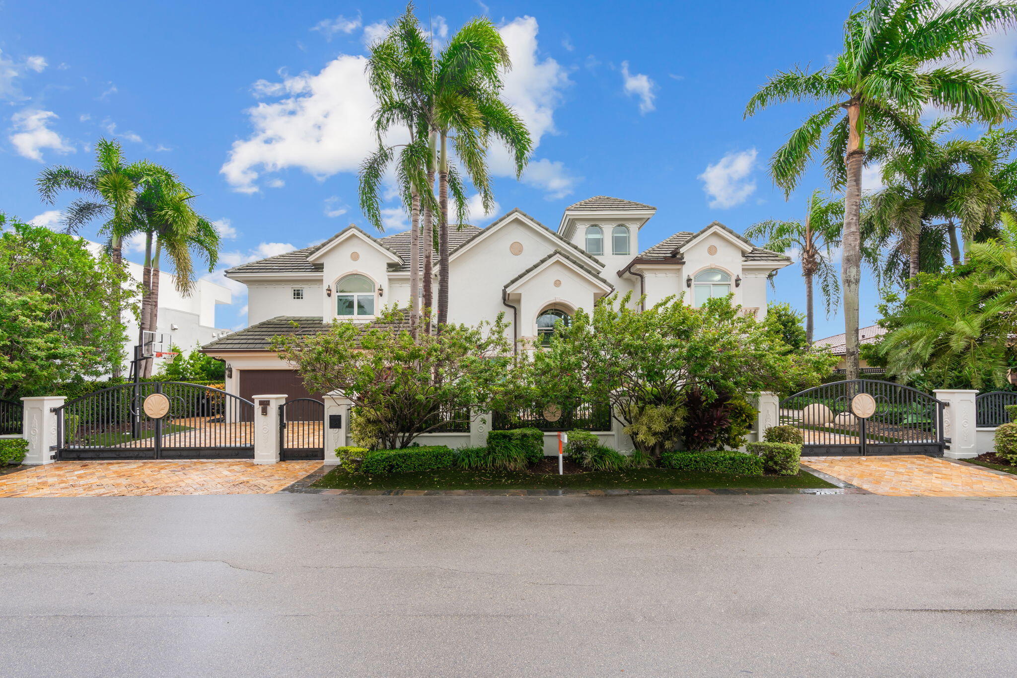 2-web-or-mls-2200 Intracoastal Dr Fort L