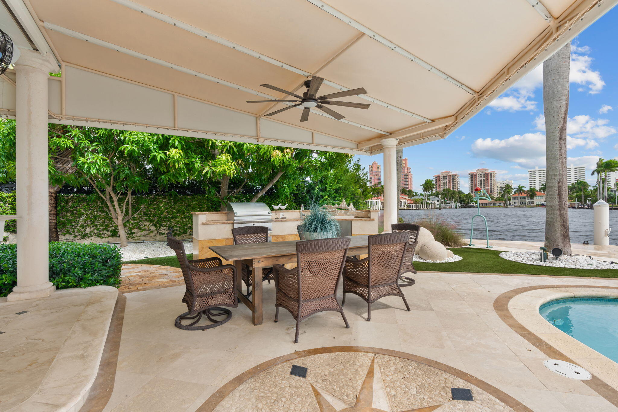 38-web-or-mls-2200 Intracoastal Dr Fort