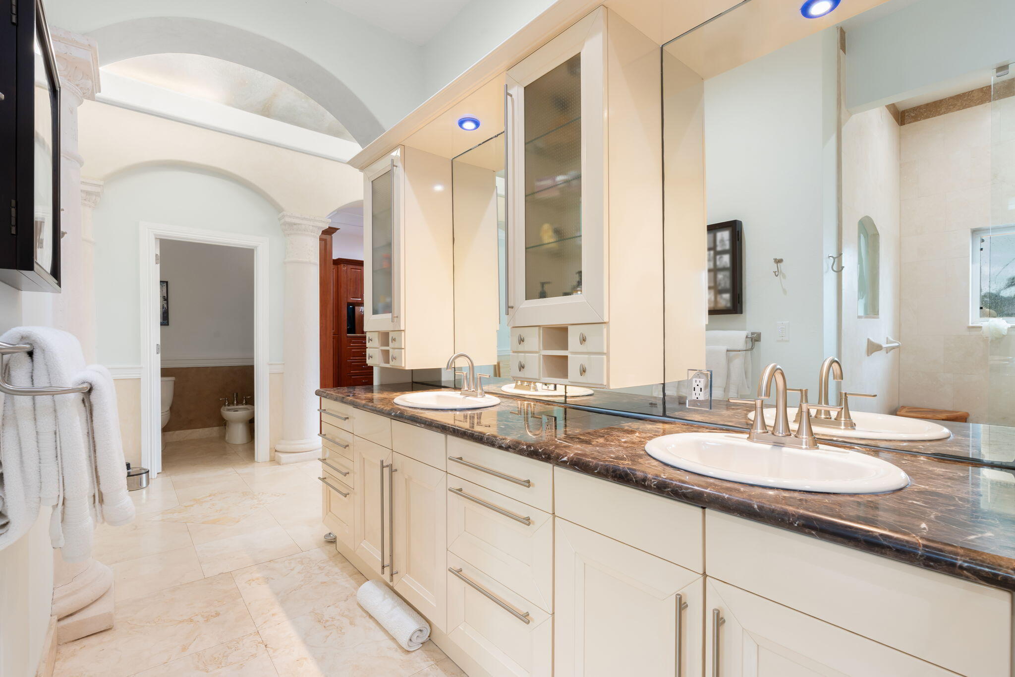 64-web-or-mls-2200 Intracoastal Dr Fort