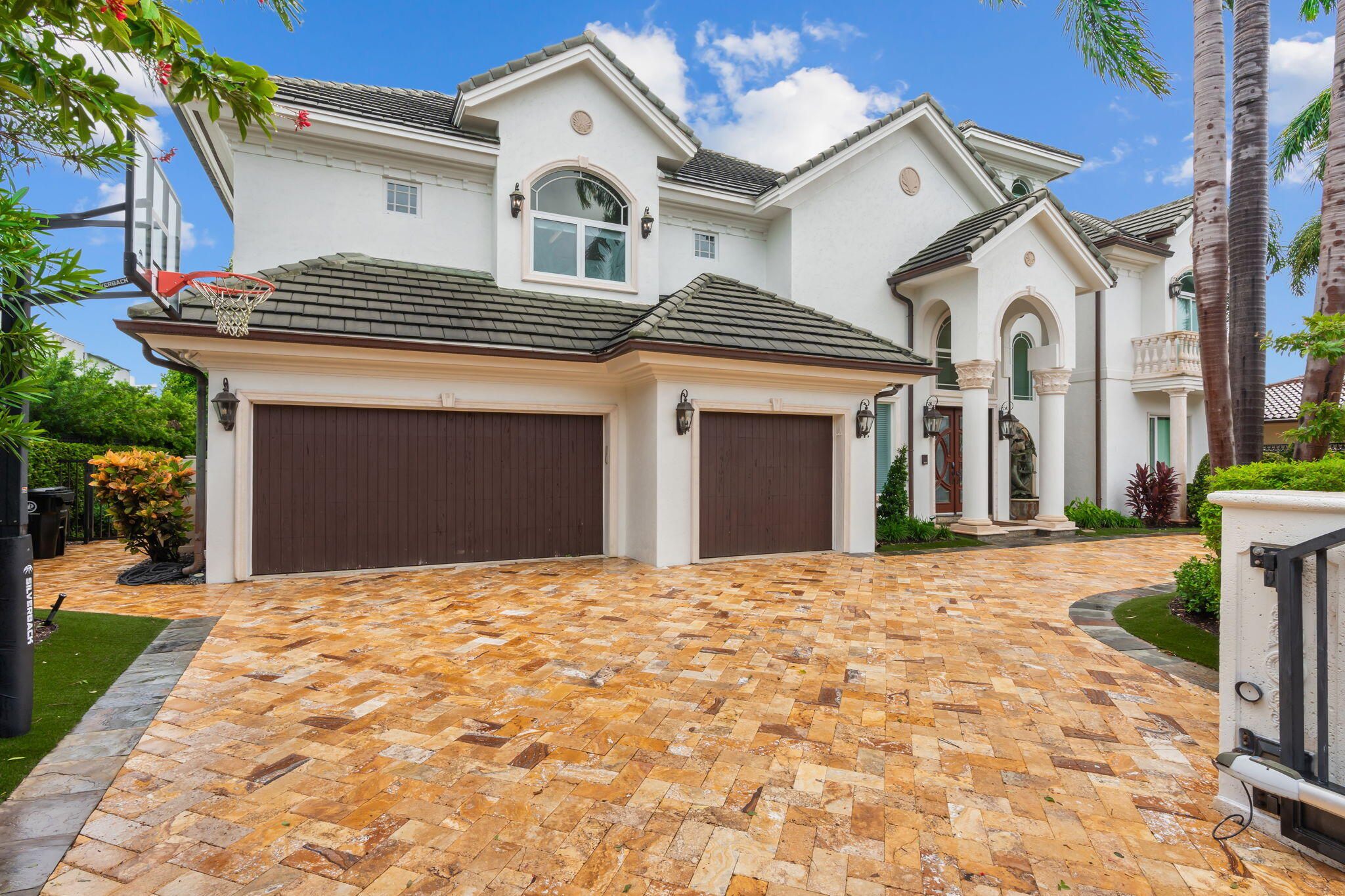 1-web-or-mls-2200 Intracoastal Dr Fort L