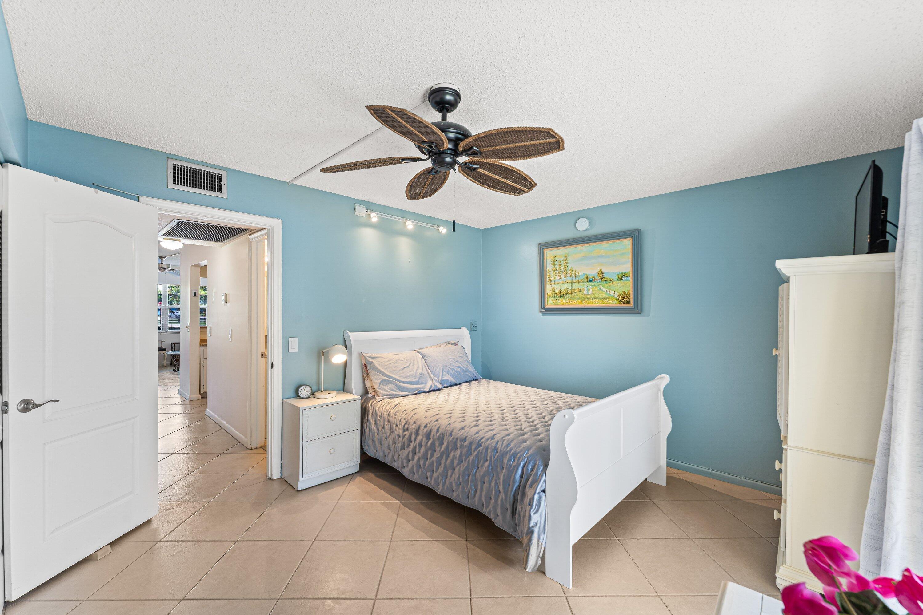 012-1017HarwoodC-DeerfieldBeach-FL-33442
